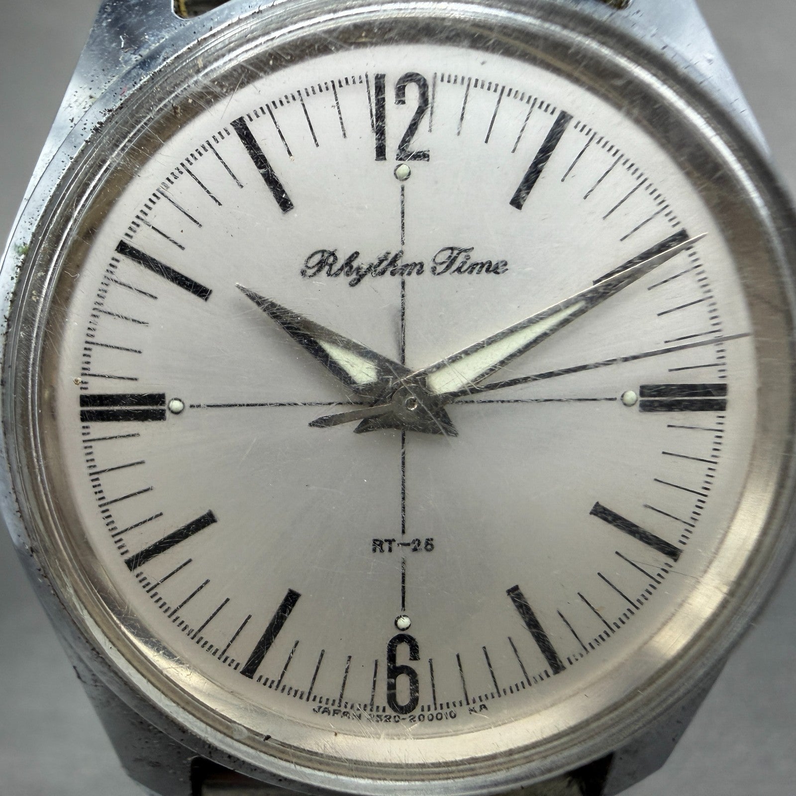 Citizen Rhythm Time Watch Men 34mm Silver Dial Silver Tone Manual Wind RT-25 Run1