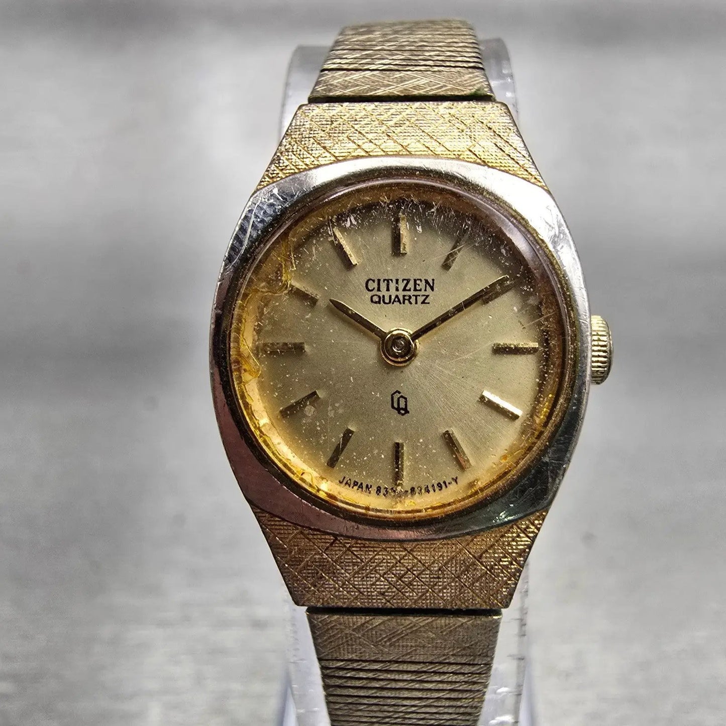 Citizen CQ Watch Women 18mm Gold Dial Gold Tone Round 4-832779 New Battery VTG0