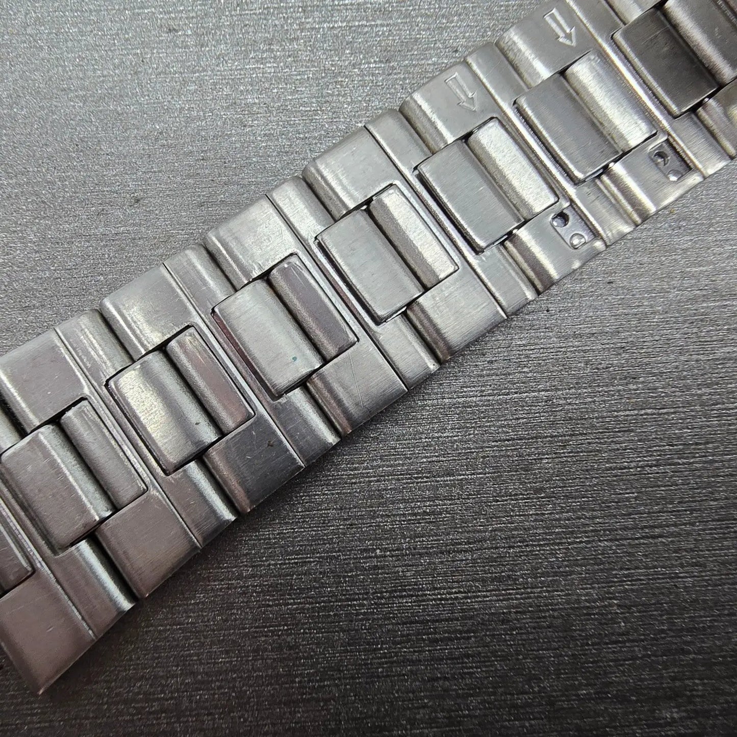 Seiko Bracelet 7mm Stainless Steel Silver Tone Tri Folding Clasp Vintage12