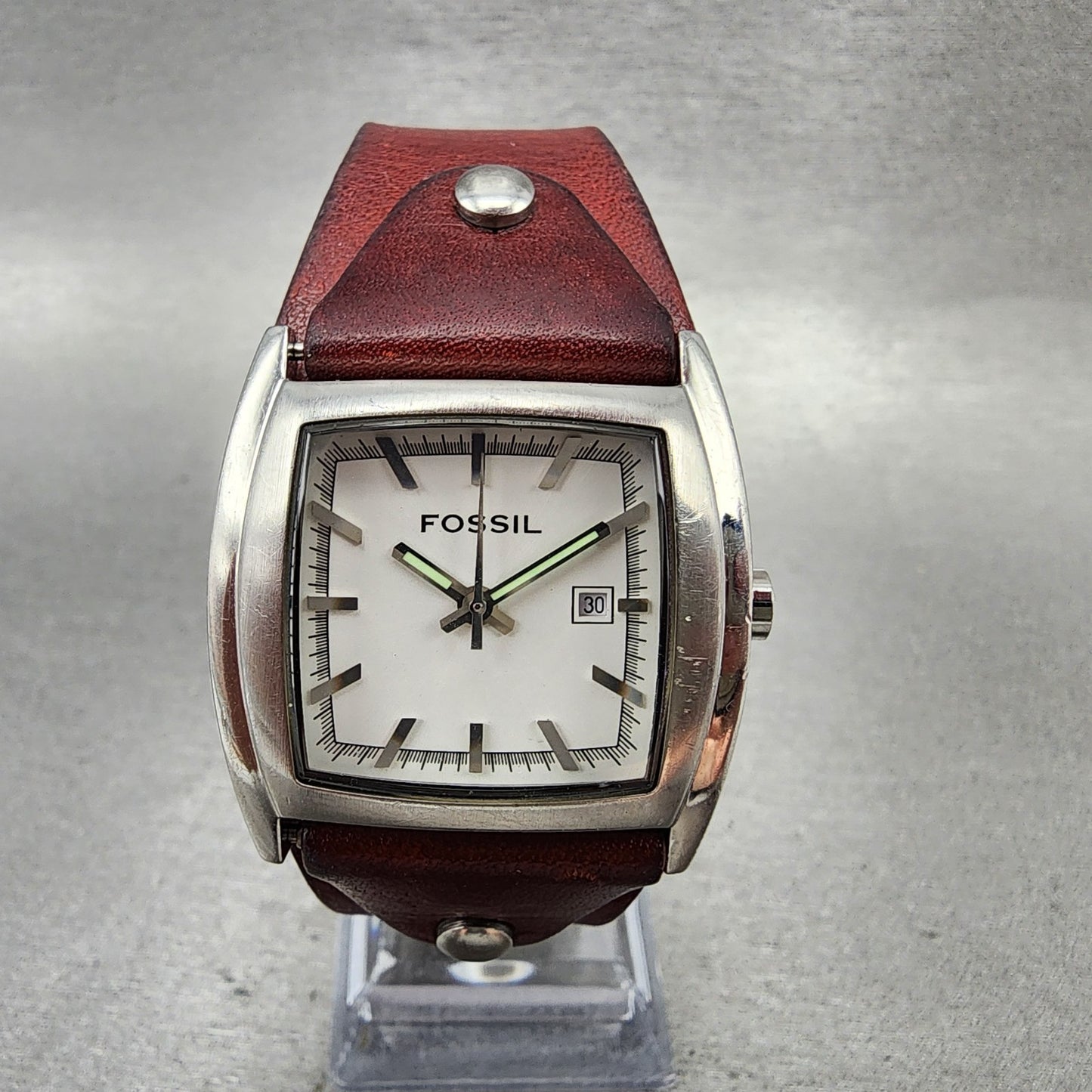 Fossil Watch Women 33mm White Dial Silver Tone Rectangle JR8133 New Battery0