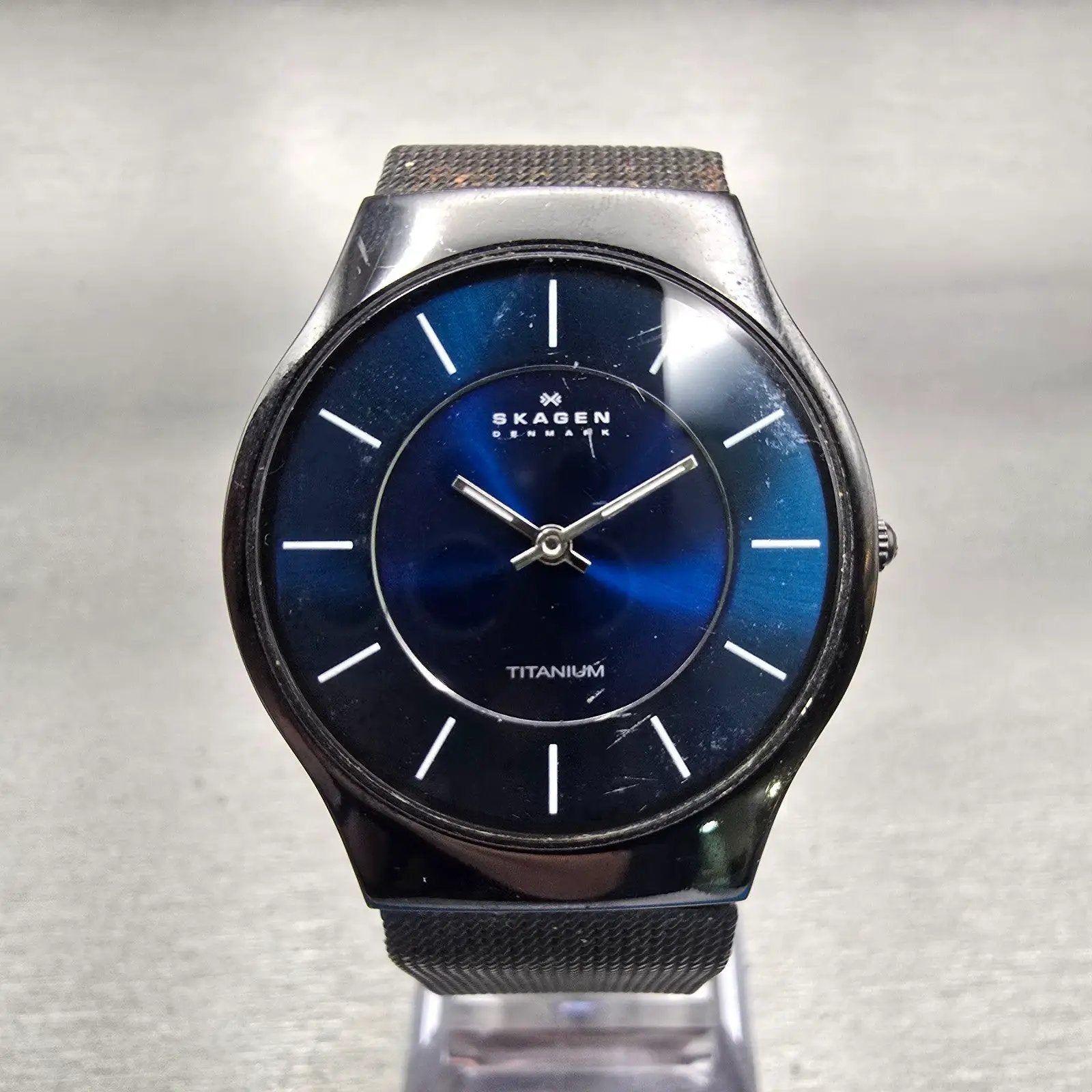 Skagen Watch Men 33mm Blue Dial Black Tone Titanium Round 233LTMN New Battery0