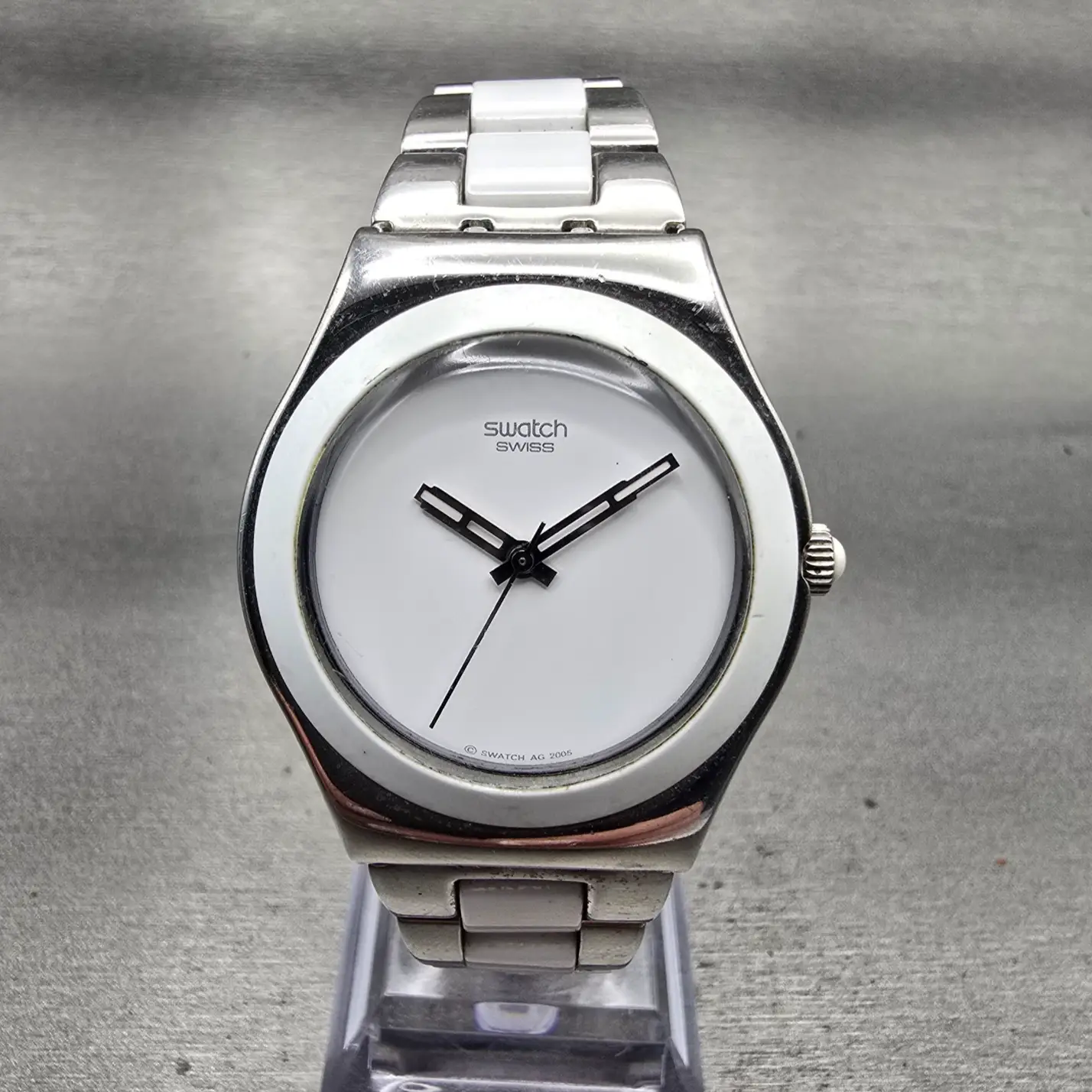 Swatch Irony Tresor Blanc Watch Women 33mm White Dial Silver YLS141GC New Batt0