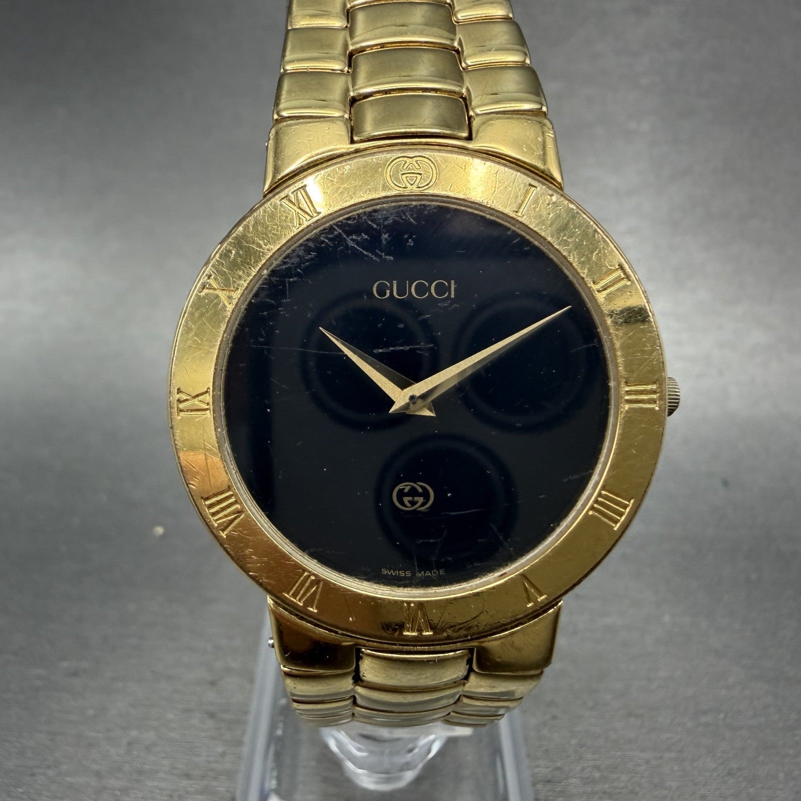 Gucci 3300M Watch Men 33mm Black Dial Gold Tone Round Vintage Bracelet PARTS0
