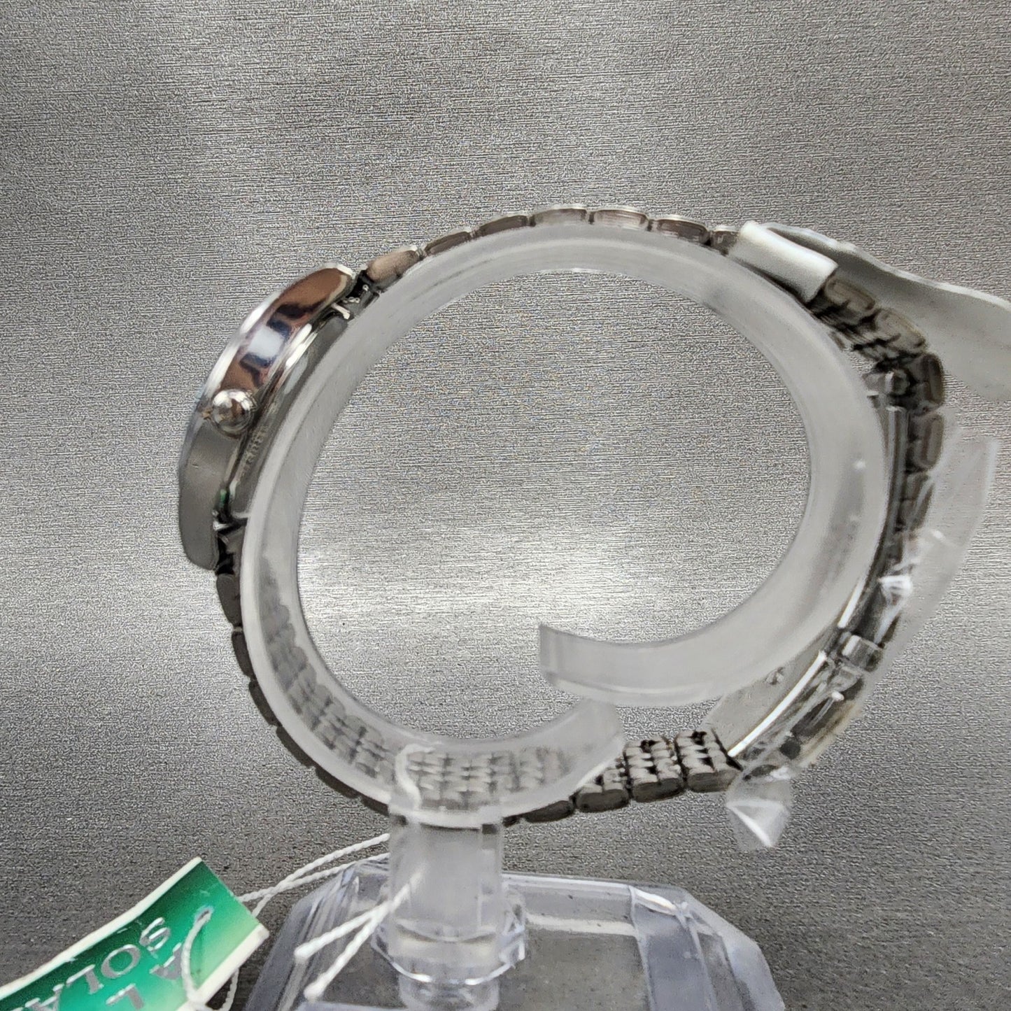 Seiko ALBA Solar Watch Women 25mm White Dial Silver Tone Round V1170AP0 Works6