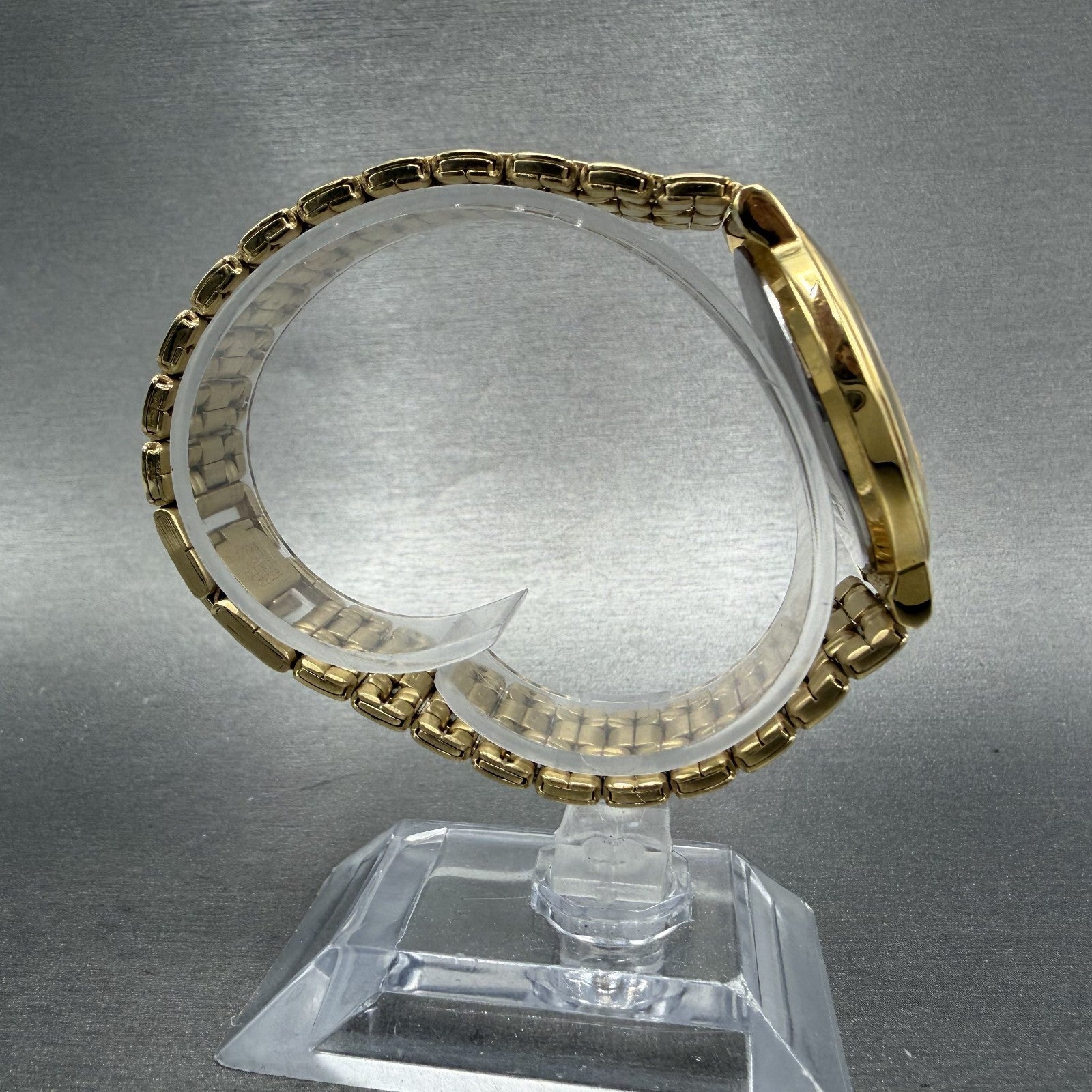 Seiko Watch Men 33mm Black Dial Gold Tone Round Vintage V7011T79 New Battery8