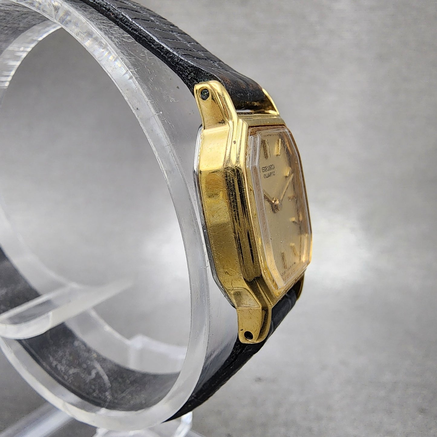 Seiko Watch Women 16mm Gold Dial Gold Tone Octagon 2C205769 New Battery3