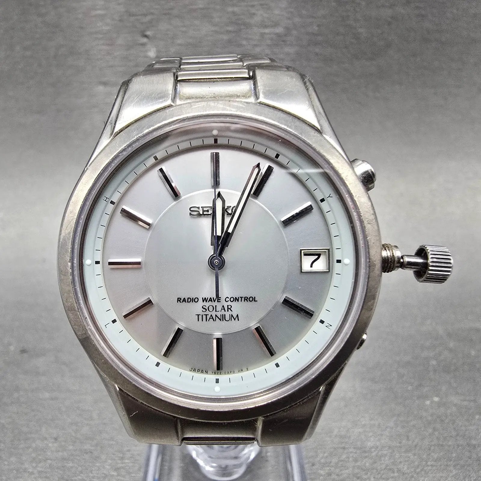 Seiko Solar Watch Men 38mm Silver Dial Titanium Date Atomic 7B22-0AD0 PARTS0
