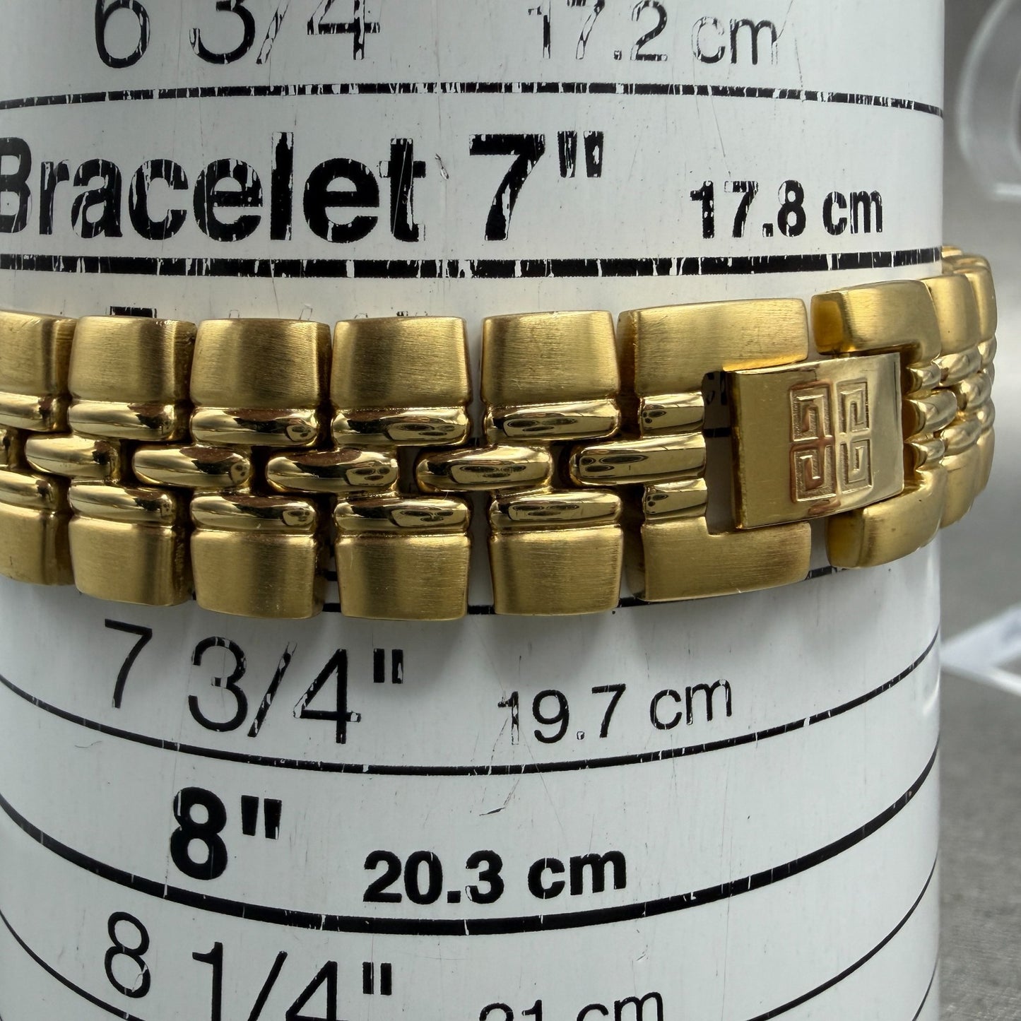 Givenchy Watch Women 25mm White Dial Gold Tone Round New Battery10