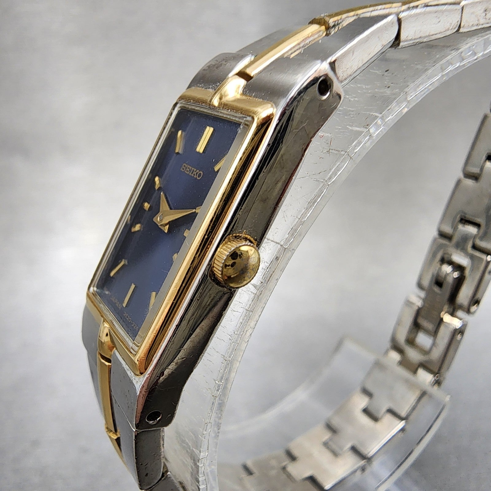 Seiko Tank Watch Women 13mm Blue Dial two Tone Rectangle 2e207479 New Battery2