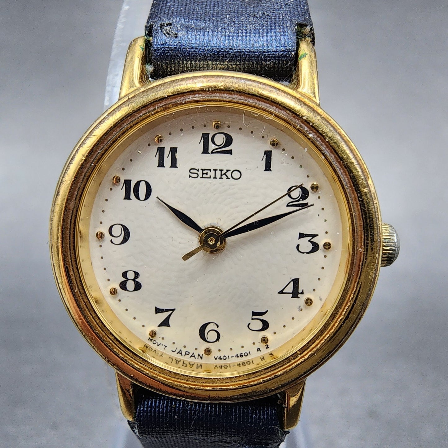 Seiko Watch Women 22mm Cream Dial Gold Tone Round V4011409 New Battery1