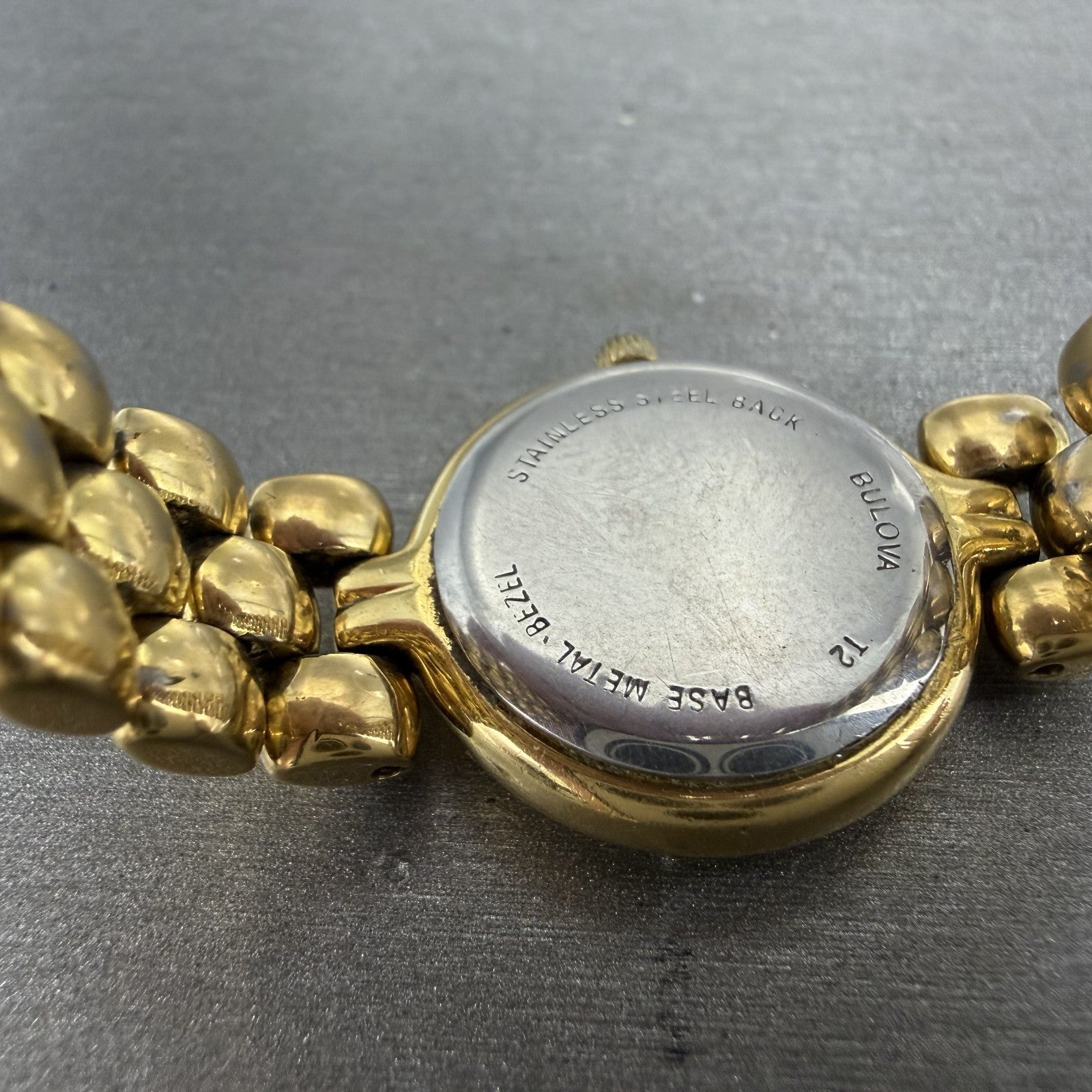 Bulova Watch Women 22mm MOP Dial Gold Tone Round 97L105 New Battery Vintage9