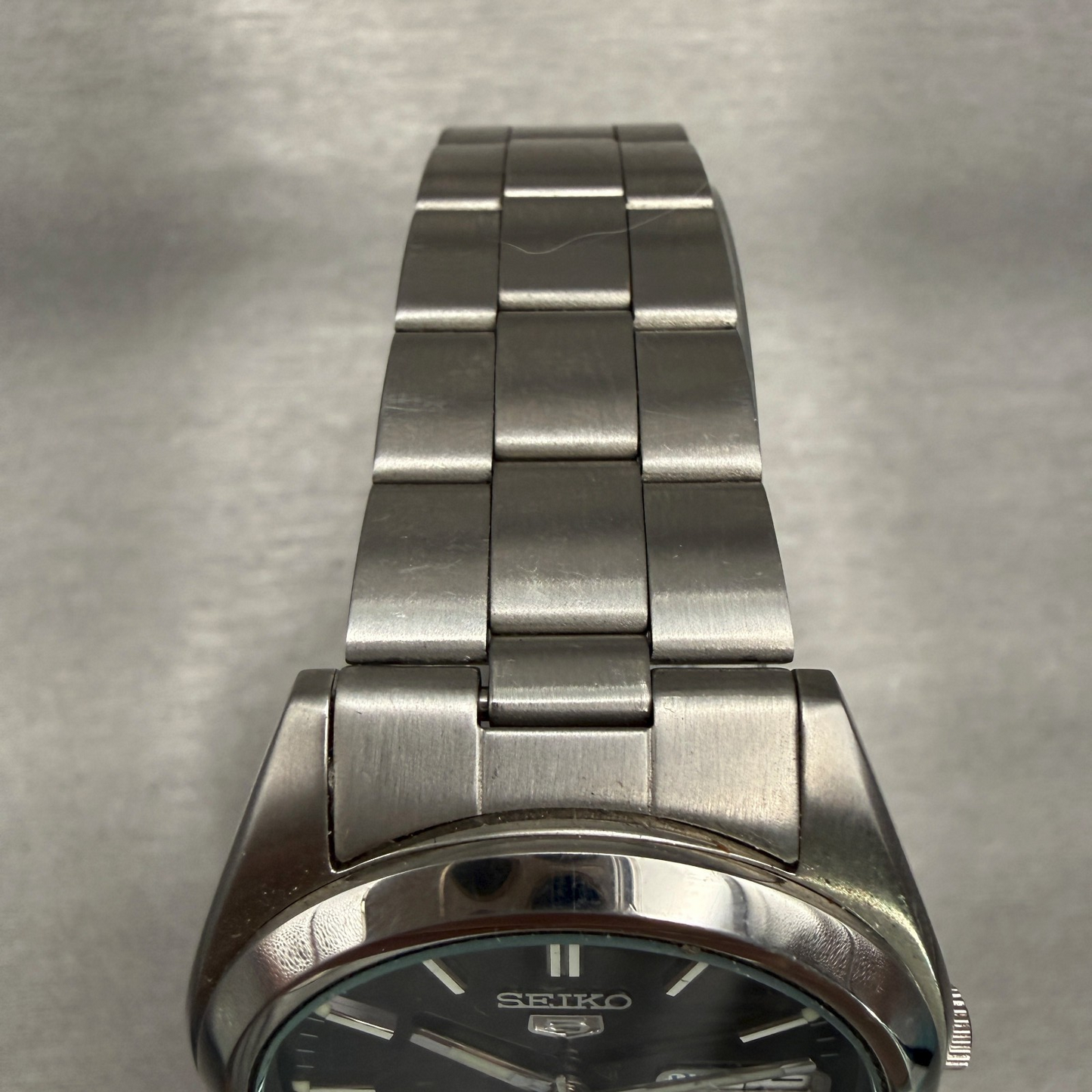 Seiko 5 Watch Men 37mm Black Dial Silver Tone Daydate Round 7S26-0060 Runs4