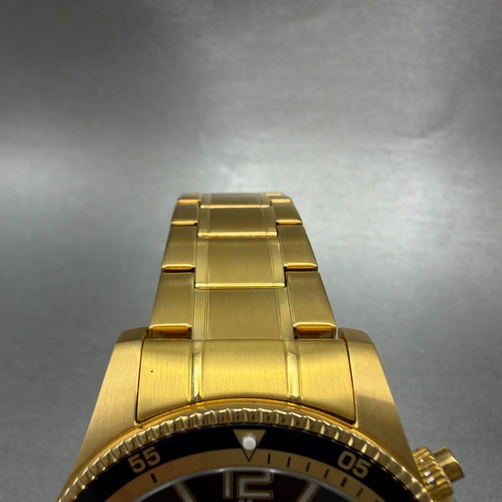 48163196