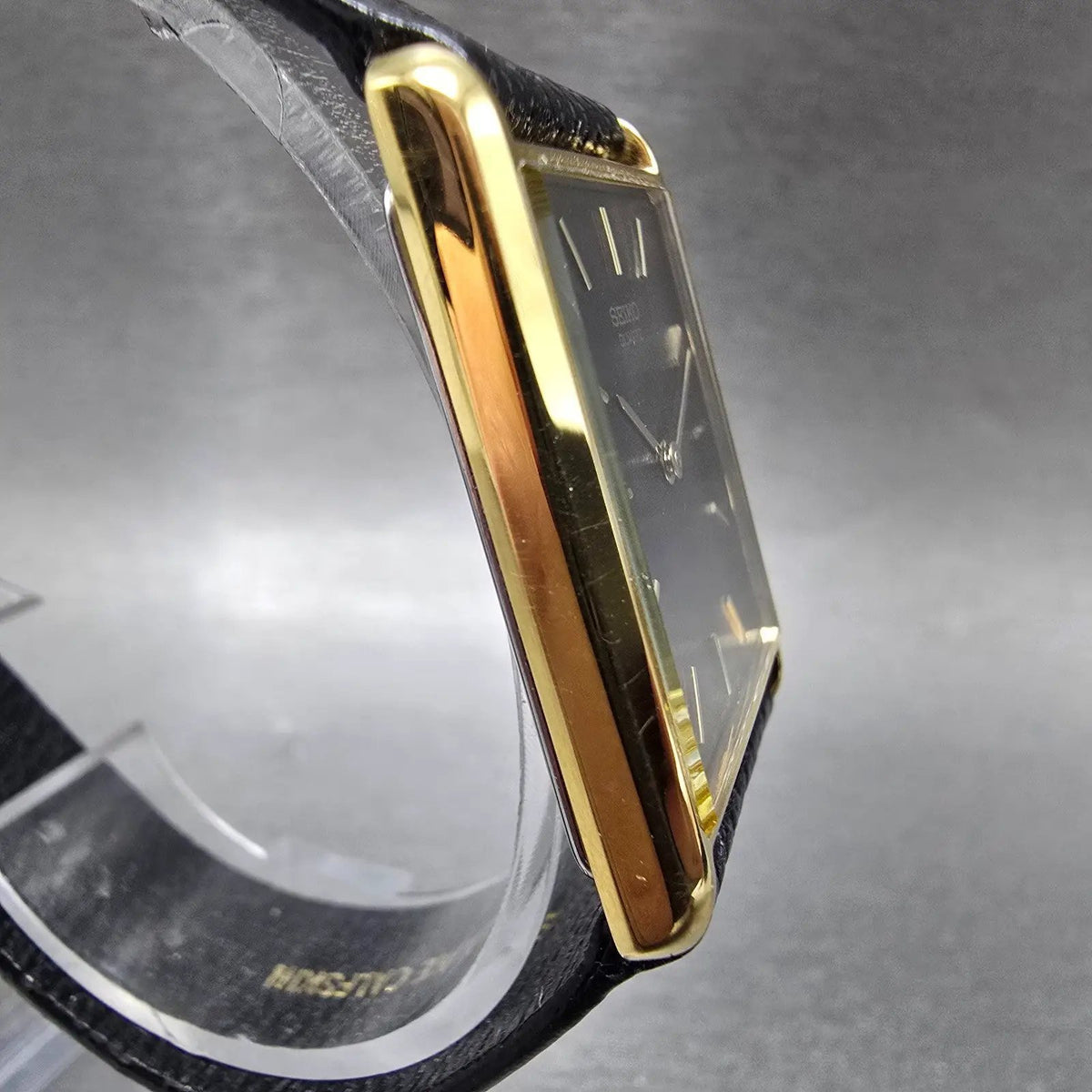 Seiko Tank Watch Men 25mm Black Dial Gold Rectangle 5Y30-5069 New Battery JP24