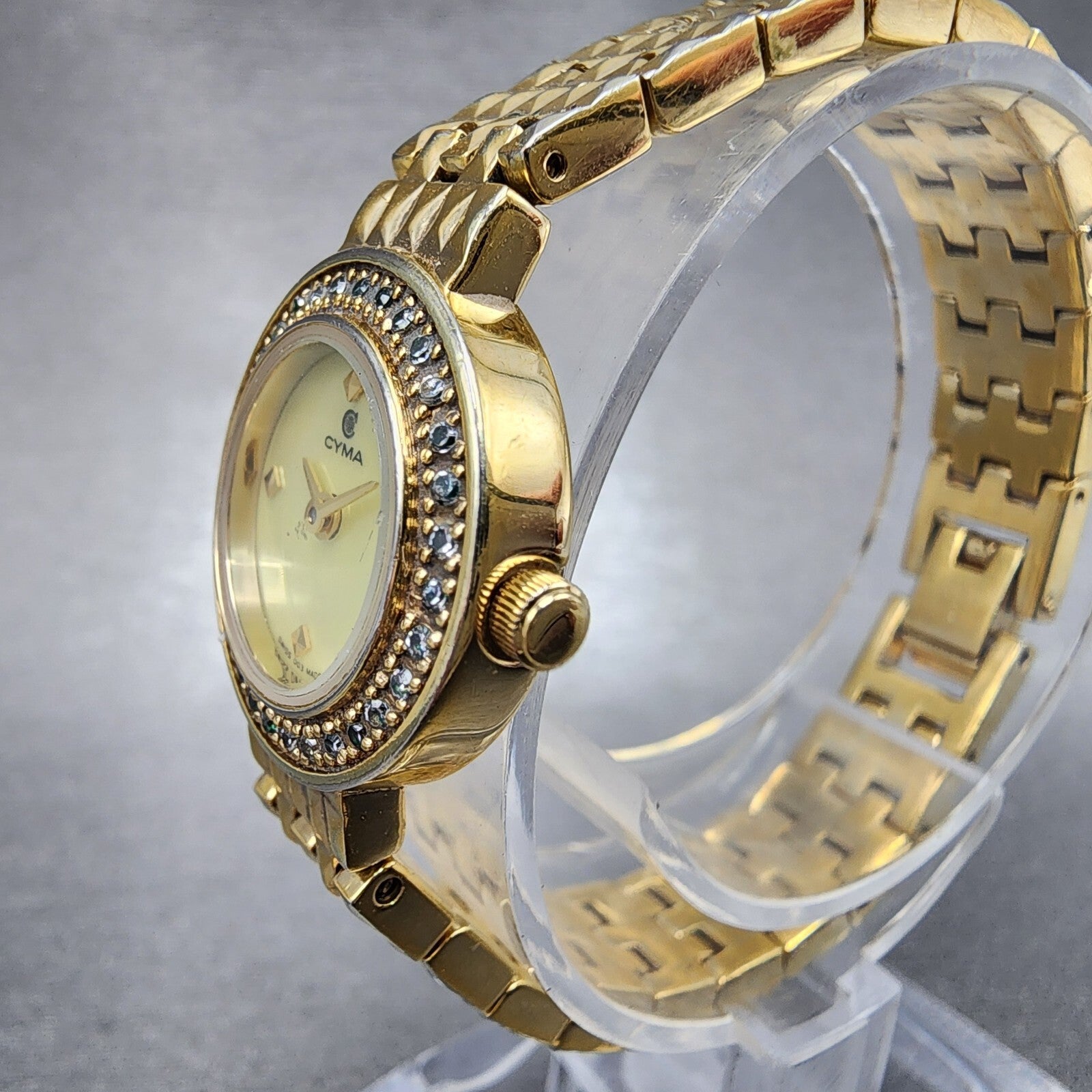 Cyma Watch Women 21mm MOP Dial Gold Tone Crystal bezel Round New Battery2