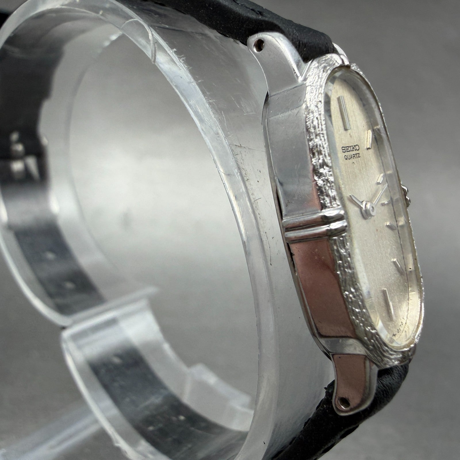 Seiko Watch Women 13mm Silver Dial Silver Tone Oval 1320-5140 New Battery VTG3