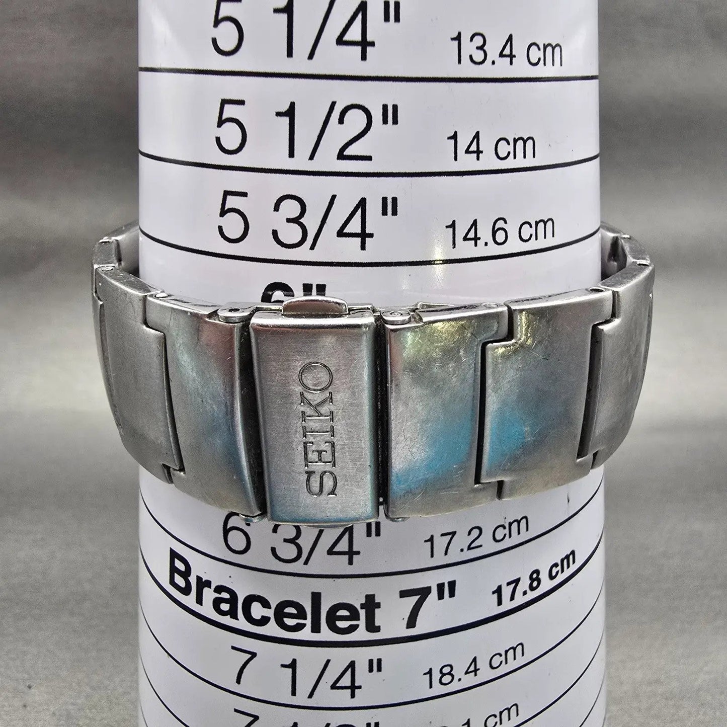 Seiko Watch Men 32mm Silver Dial Silver Tone Date Rectangle 7N32-0AL0 New Batt D9