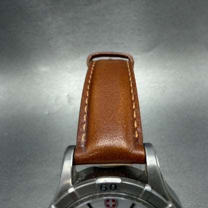 Wenger Dive Watch Men 35mm White Dial Silver Tone Daydate 0921.10 New Battery4