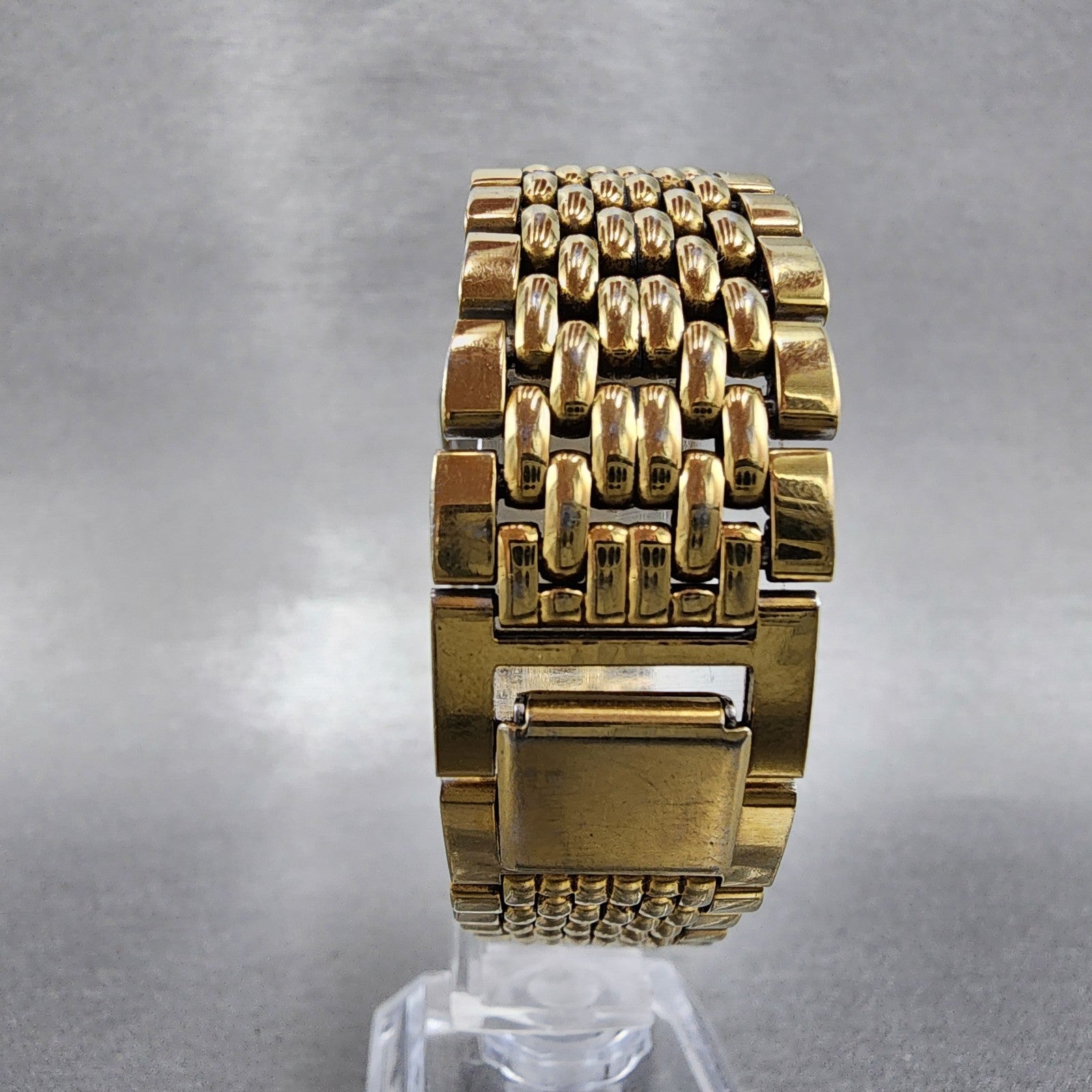 Seiko Tank Watch Men 26mm Black Dial Gold Tone V7015jo9 New Battery8