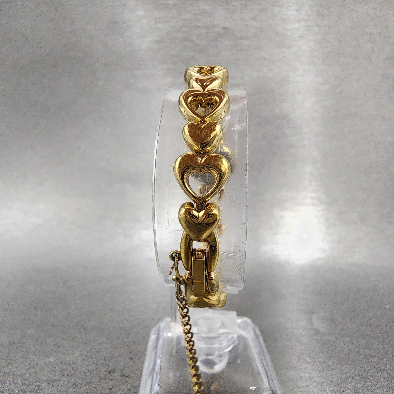 Seiko Heart Watch Women 16mm Champagne Dial Gold Tone 1e200d30 New Battery7