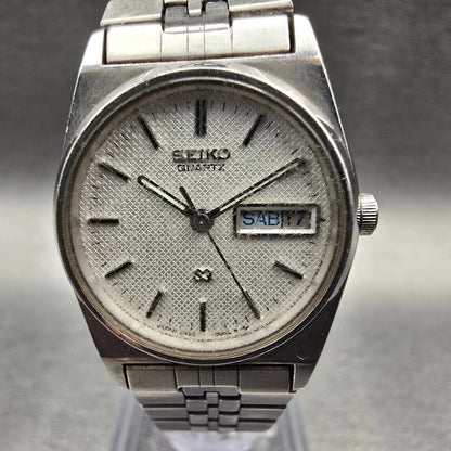 Seiko SQ Watch Women 23mm Silver Dial Silver Tone Daydate 2A23-0029 New Battery1