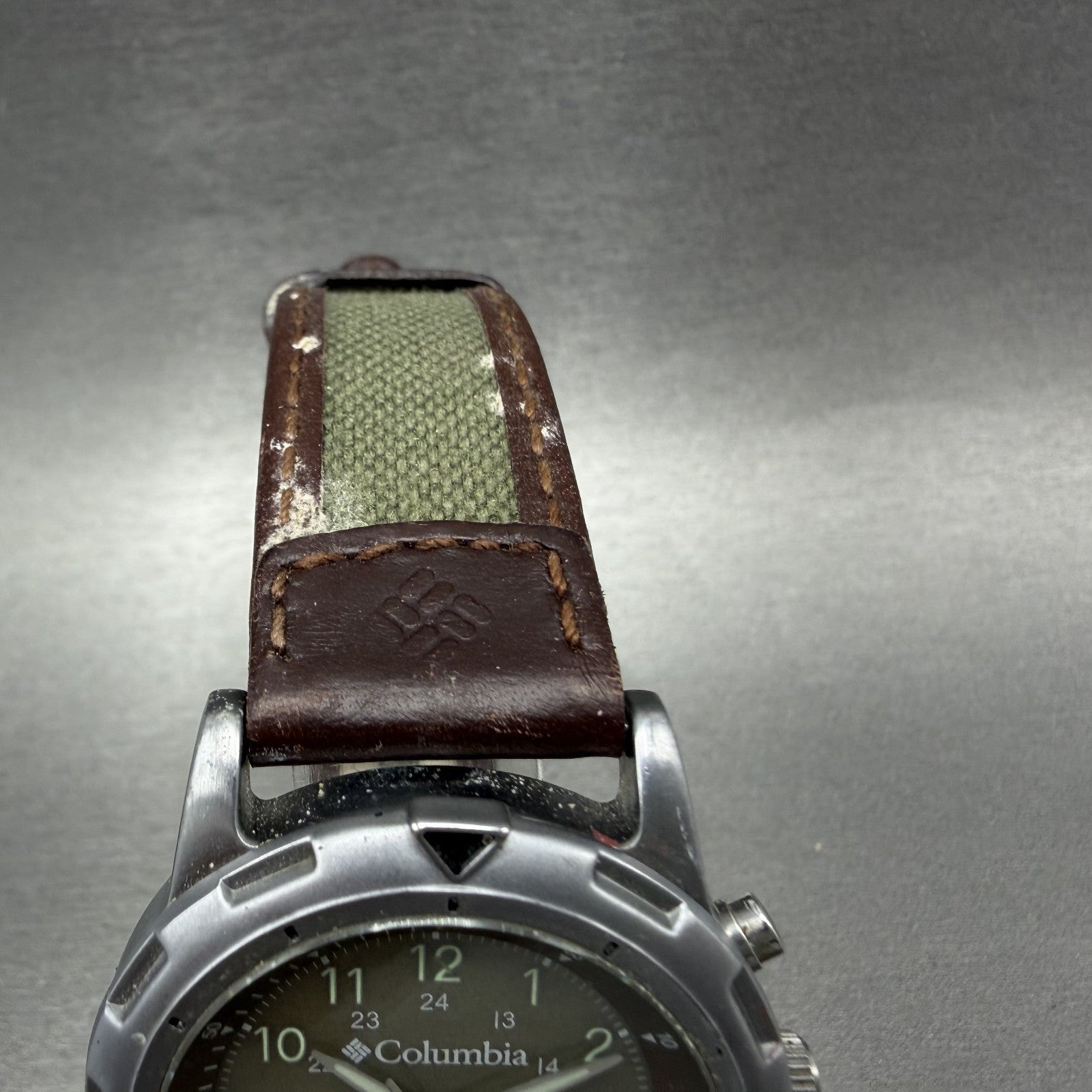 Columbia Watch Men 38mm Green Dial Steel Date Round CL1090 New Battery4