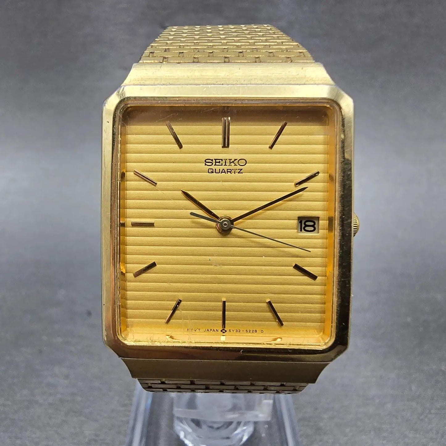 Seiko Tank Watch Men 27mm Champagne Dial Gold Tone Date 5Y32-5050 PARTS Vintage0