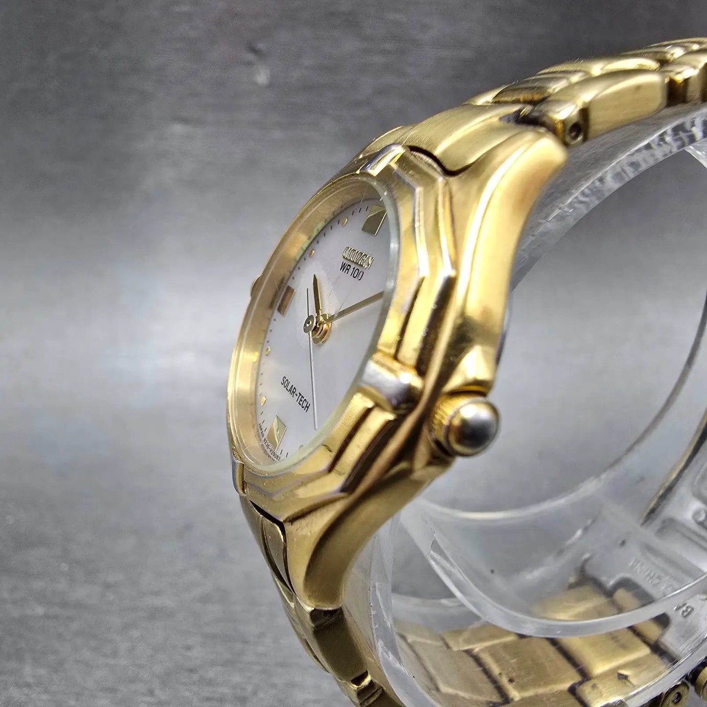 Citizen Eco-Drive Watch Women 25mm MOP Dial Gold Tone Round B230-H17311 Runs2