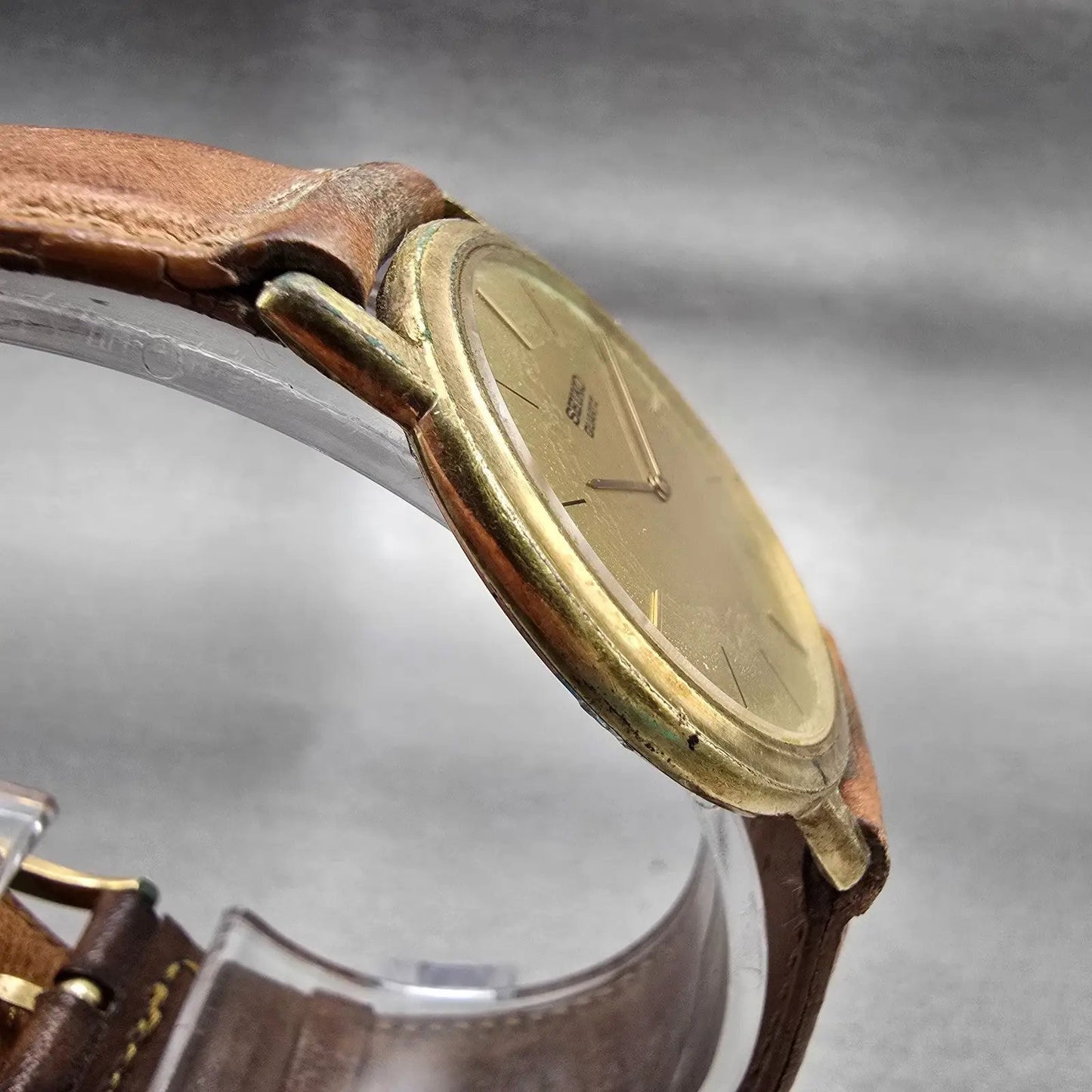 Seiko Watch Men 31mm Gold Dial Gold Tone Round 9300-7009 New Battery Vintage3