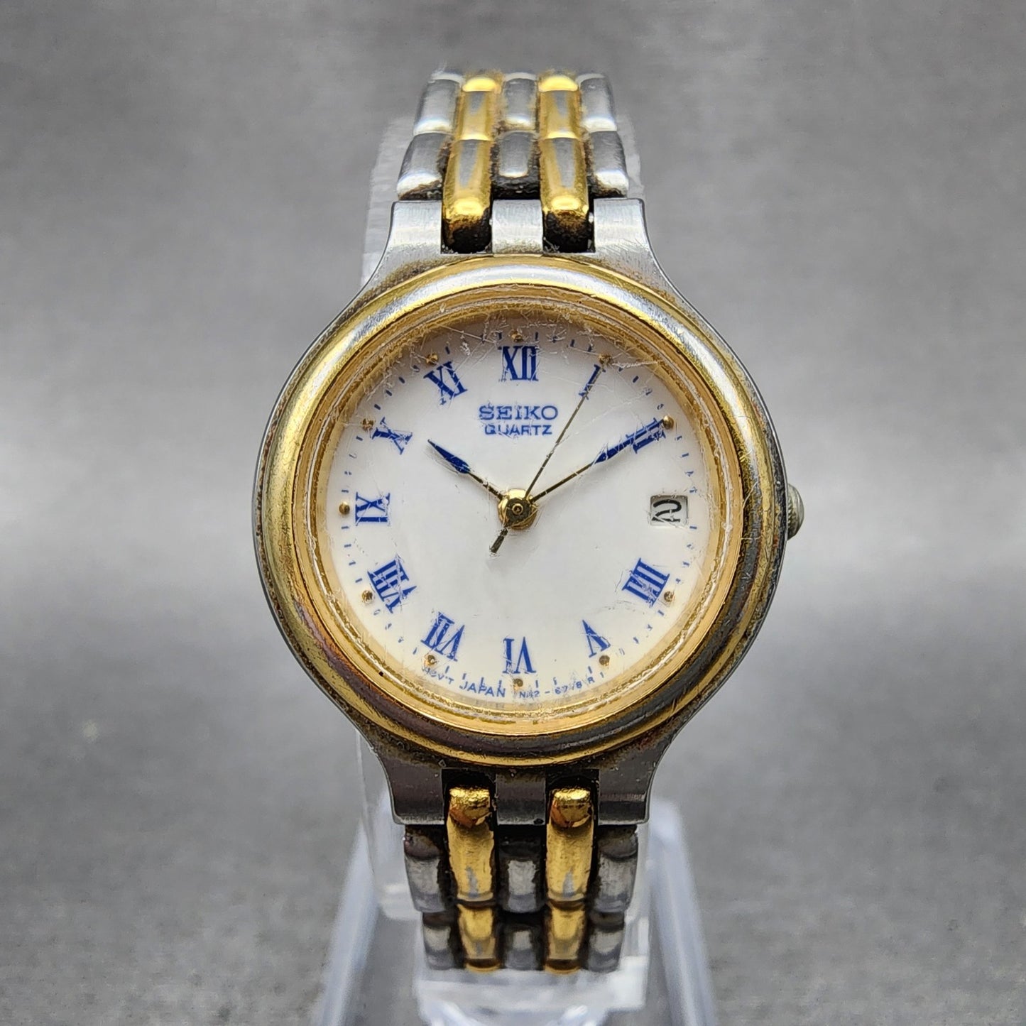 Seiko Watch Women 24mm White Dial Two Tone Date Round 7N826B29 New Battery0