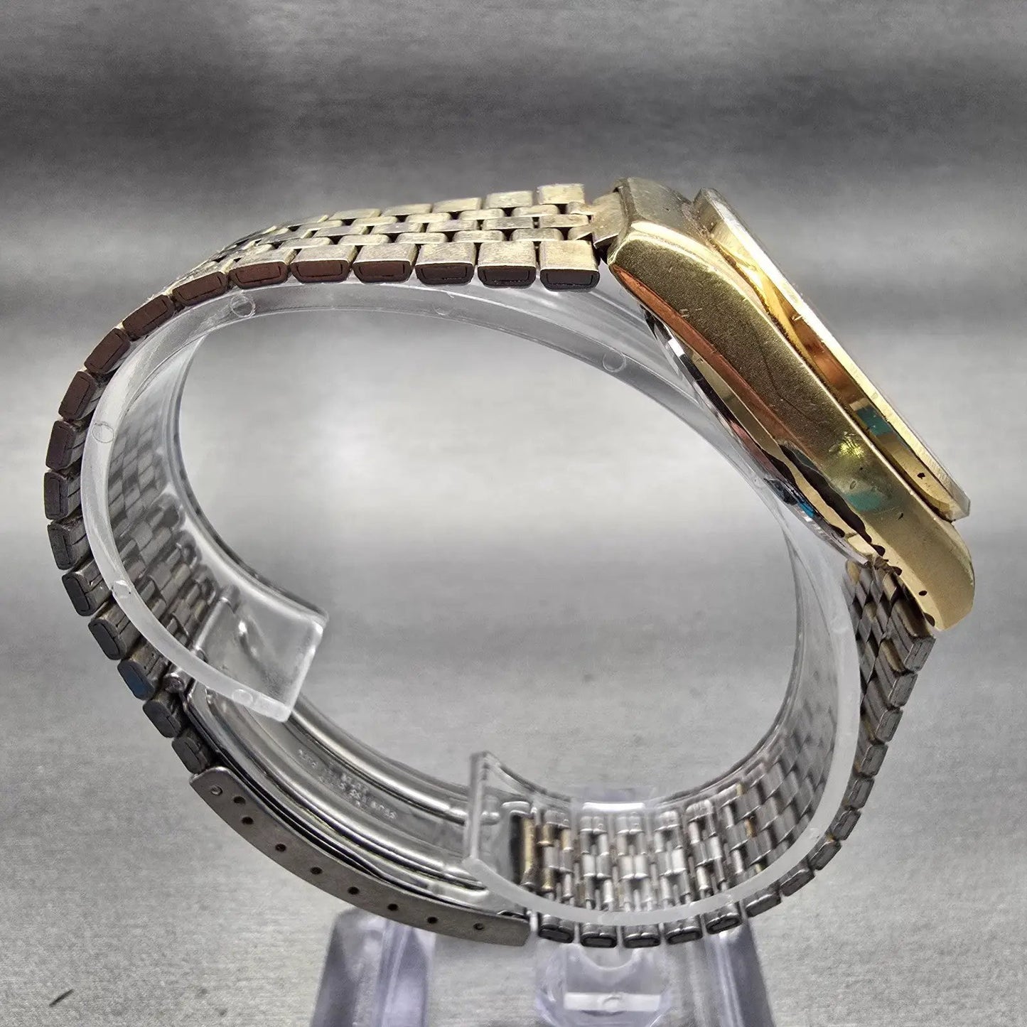 Seiko SQ Watch Men 35mm Gold Dial Gold Tone Daydate Round 7546-8320 New Battery8