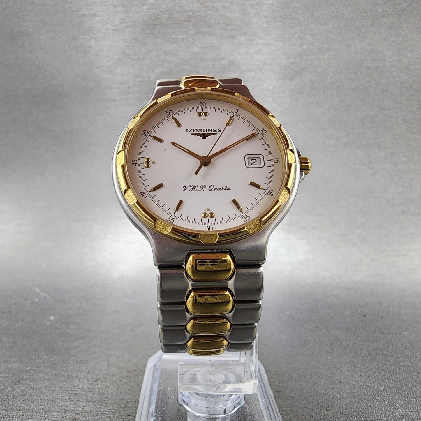 Longines Conquest VHP Watch Men 35mm White Dial Two Tone Date Round New Battery5