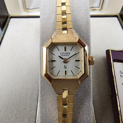 Citizen Watch Women 17mm Champagne Dial Gold Tone NOS 3220890809 New Battery1