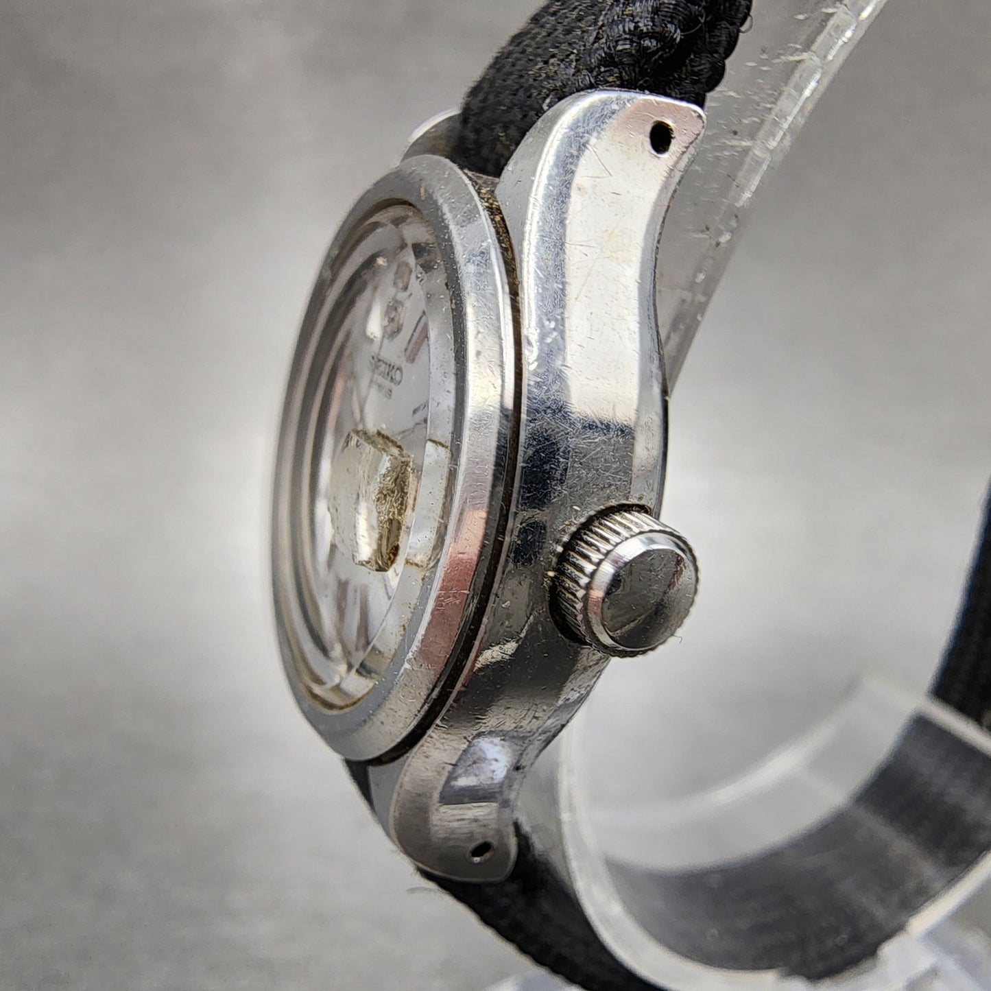 Seiko Chorus Watch Women 25mm Silver Dial Steel Date Manual 21180200 Runs VTG2