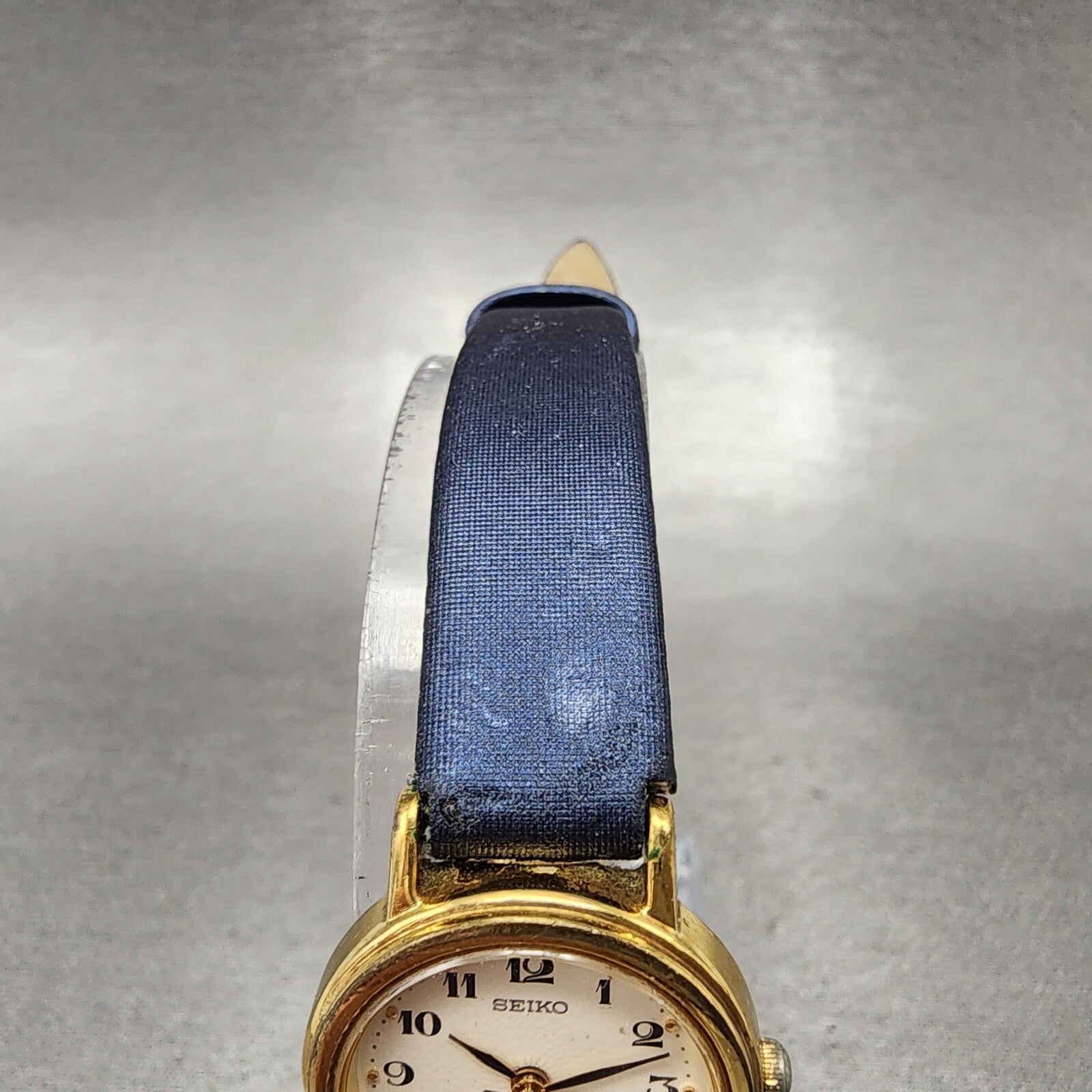 Seiko Watch Women 22mm Cream Dial Gold Tone Round V4011409 New Battery4