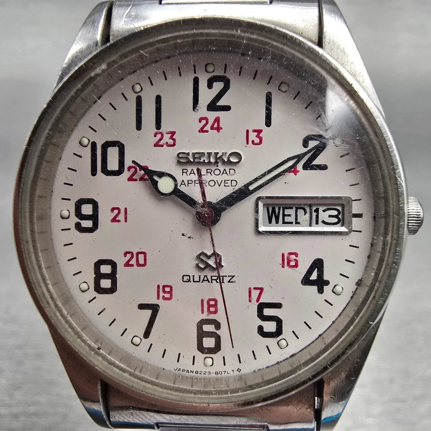 Seiko SQ Railroad Approved Watch Men 34mm White Dial Daydate 8223-8049 New Batt1