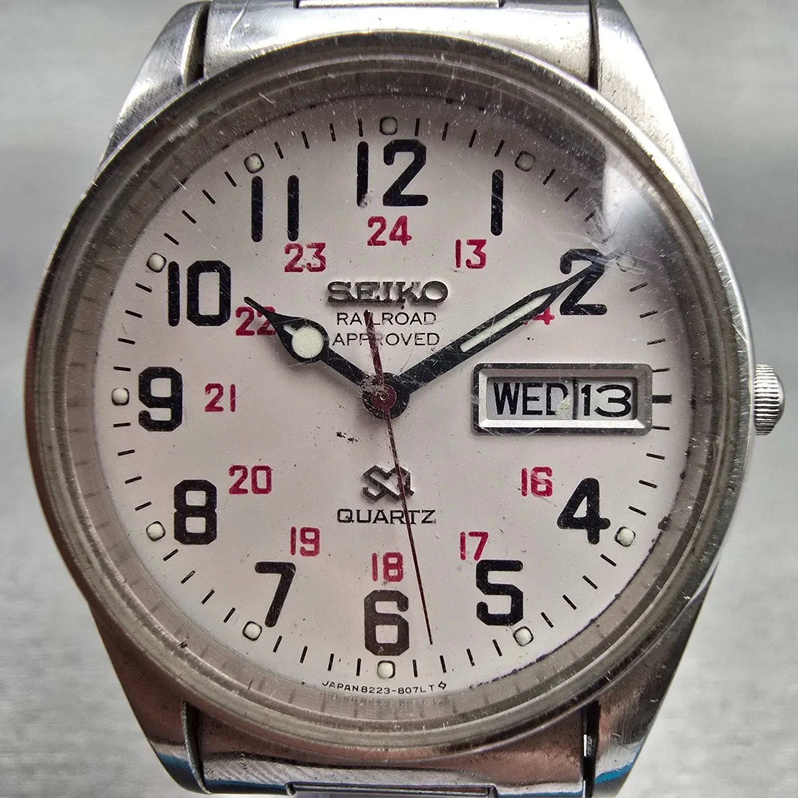Seiko SQ Railroad Approved Watch Men 34mm White Dial Daydate 8223-8049 New Batt1