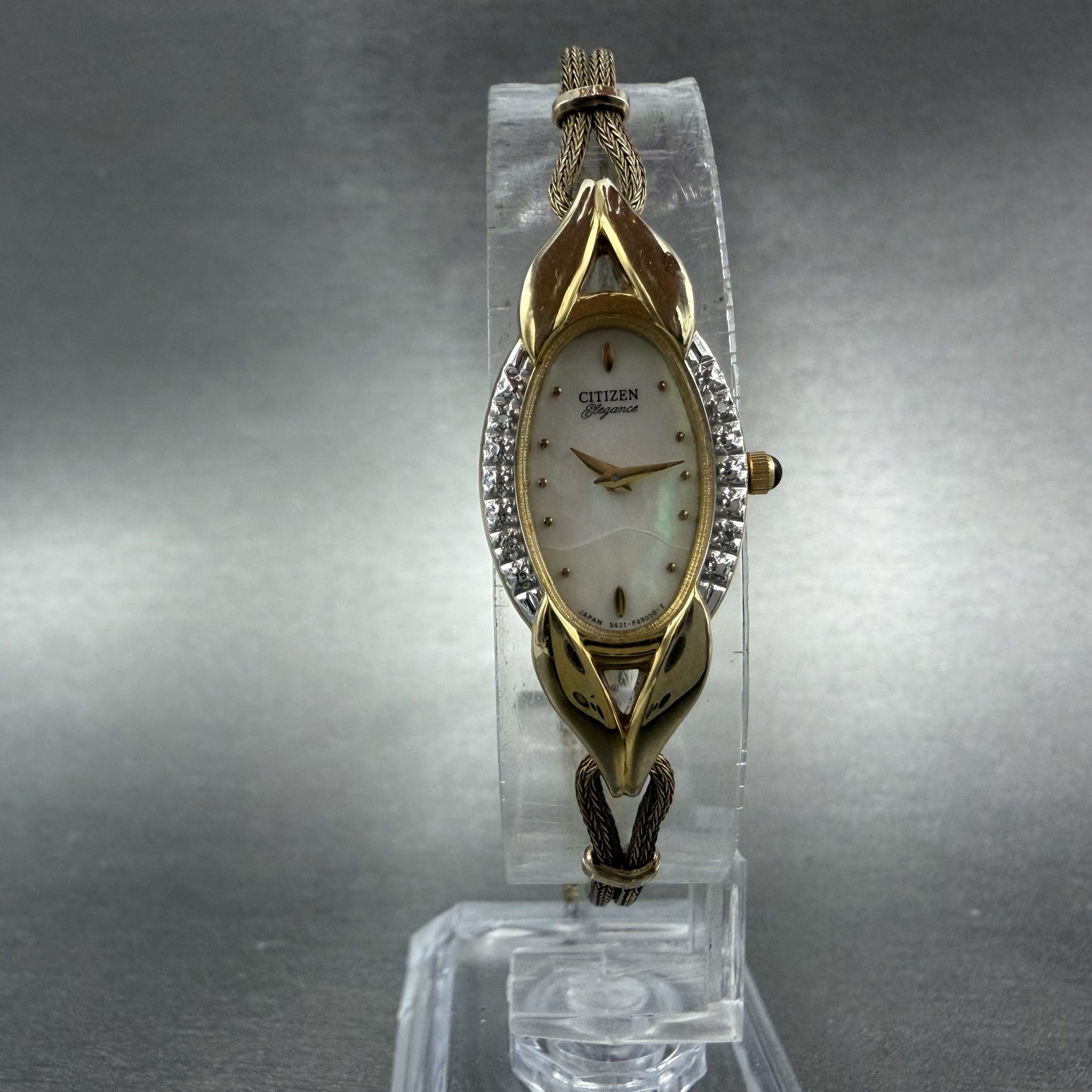 Citizen Elegance Watch Women 15mm White Dial Gold Tone Oval 5421-F44701 NewBatte5