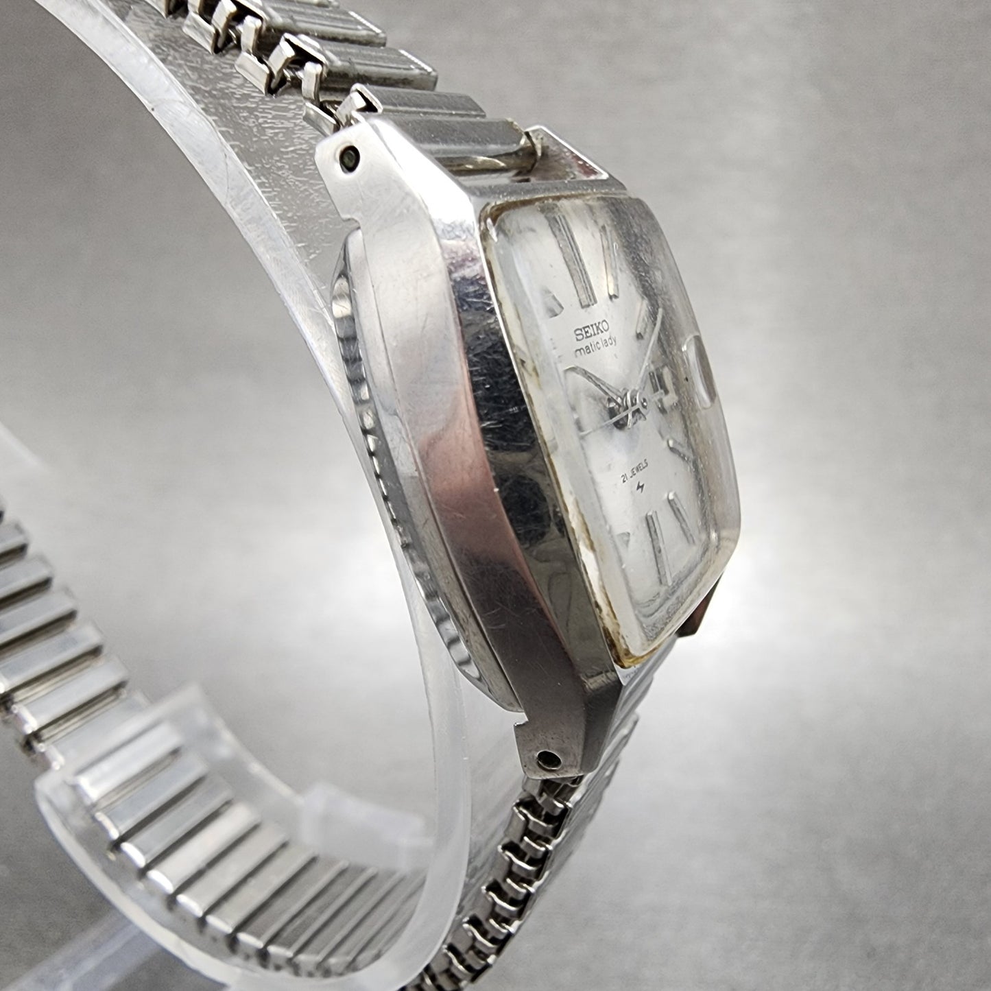 Vintage Seiko Matic lady Watch Women 20mm White Dial Silver Tone Date 2517 Runs3