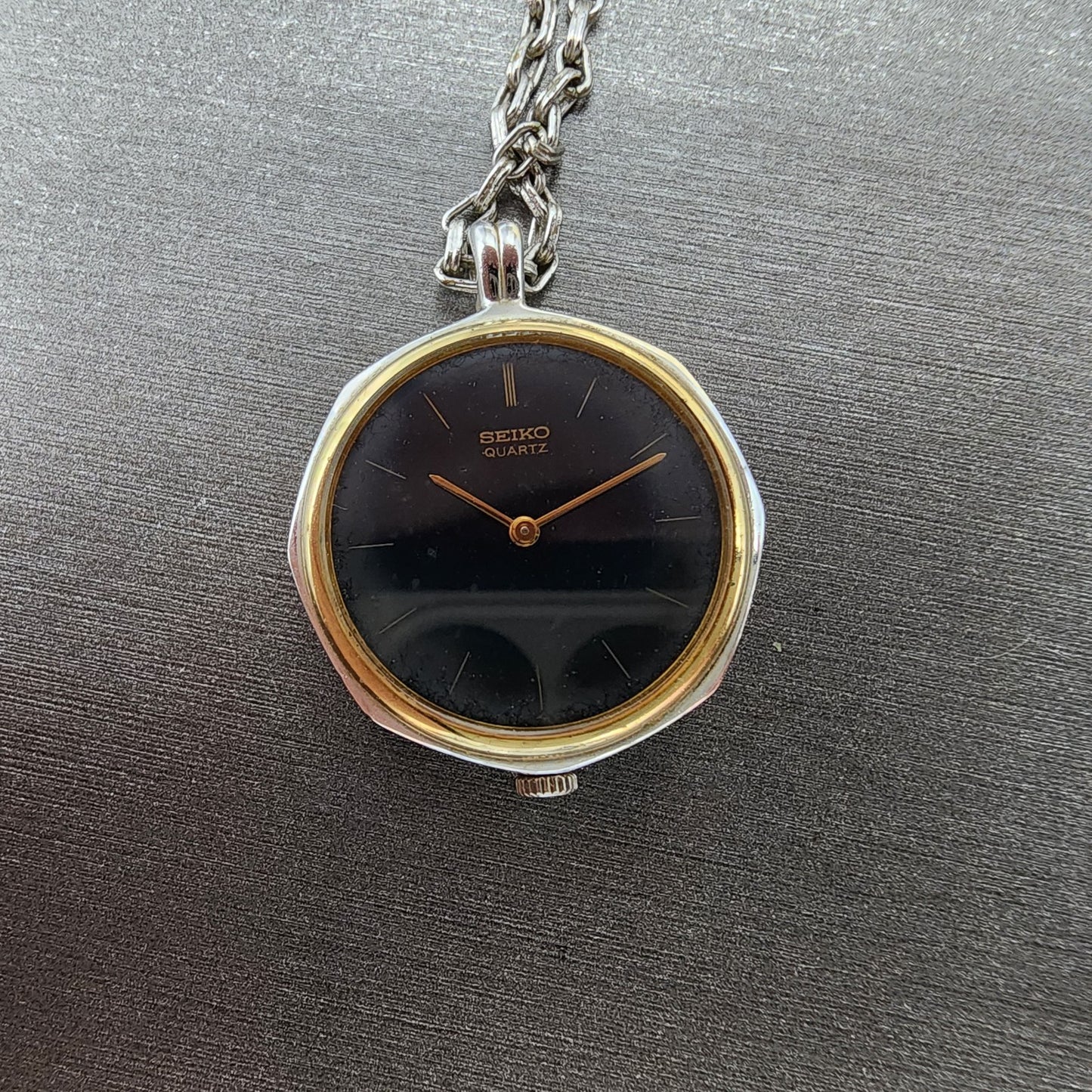 Seiko Necklace Watch Women 23mm Black Dial Two Tone 14000920 New Battery1