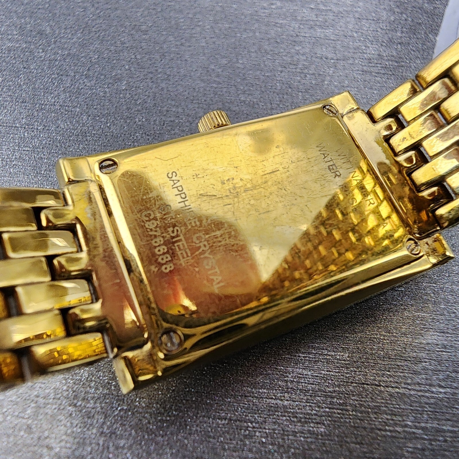 Wittnauer Ovation Tank Watch Women 19mm White Dial Gold Tone Rectangle New Batt10
