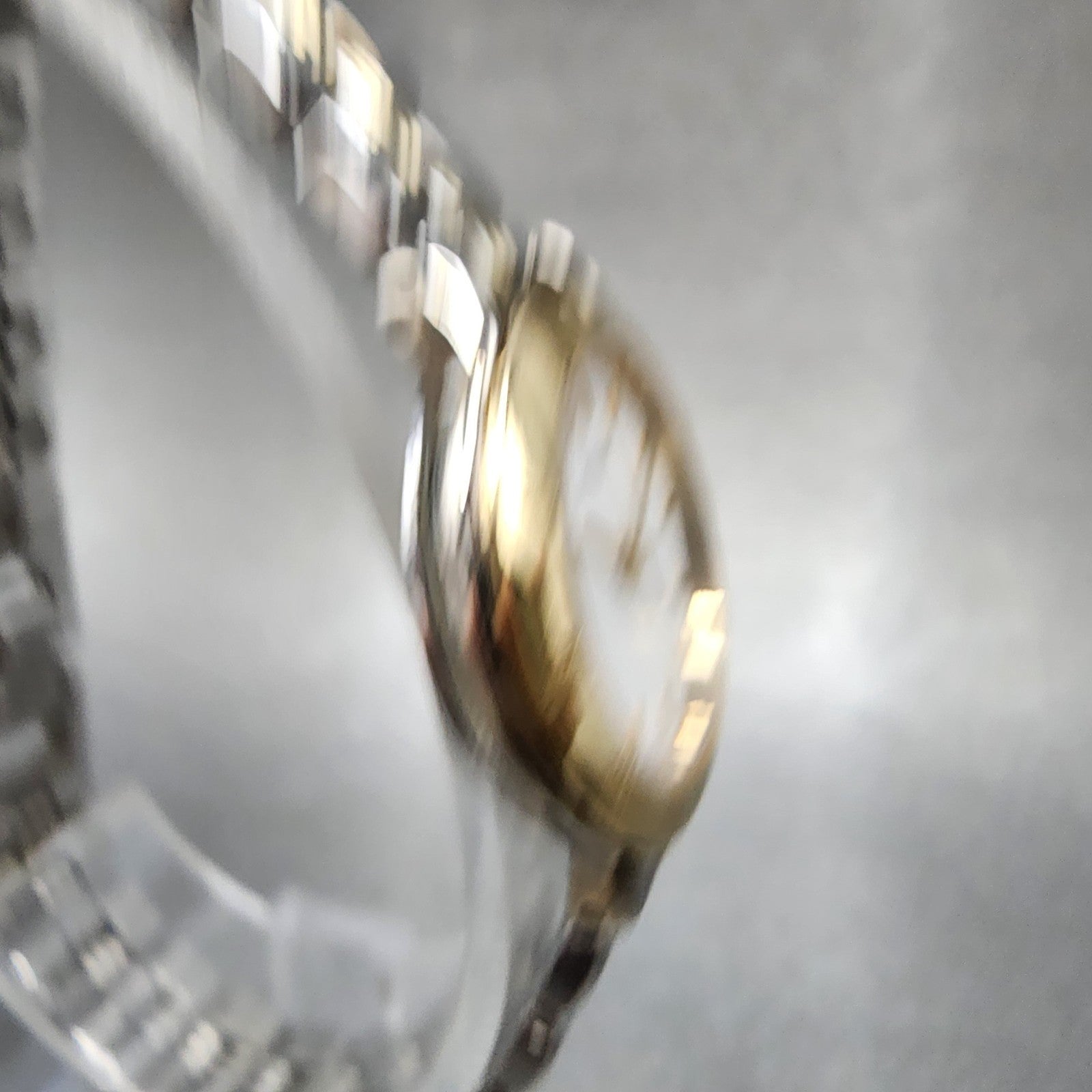 Seiko Avenue Watch Women 23mm White Dial Two Tone 1f210f50 New Battery3