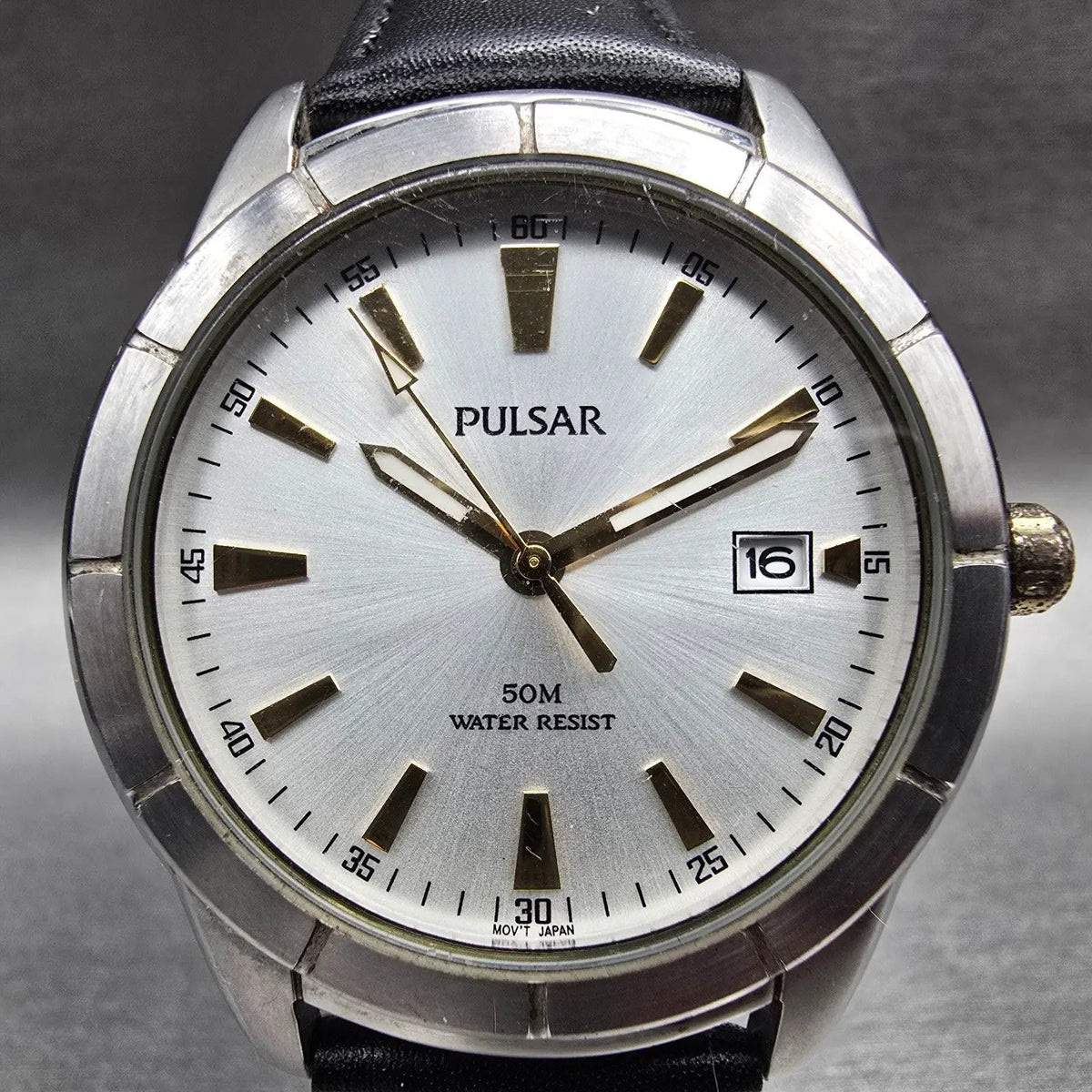 Seiko Pulsar Watch Men 40mm Silver Dial Silver Tone Date Round VX42-X324 New Bat1