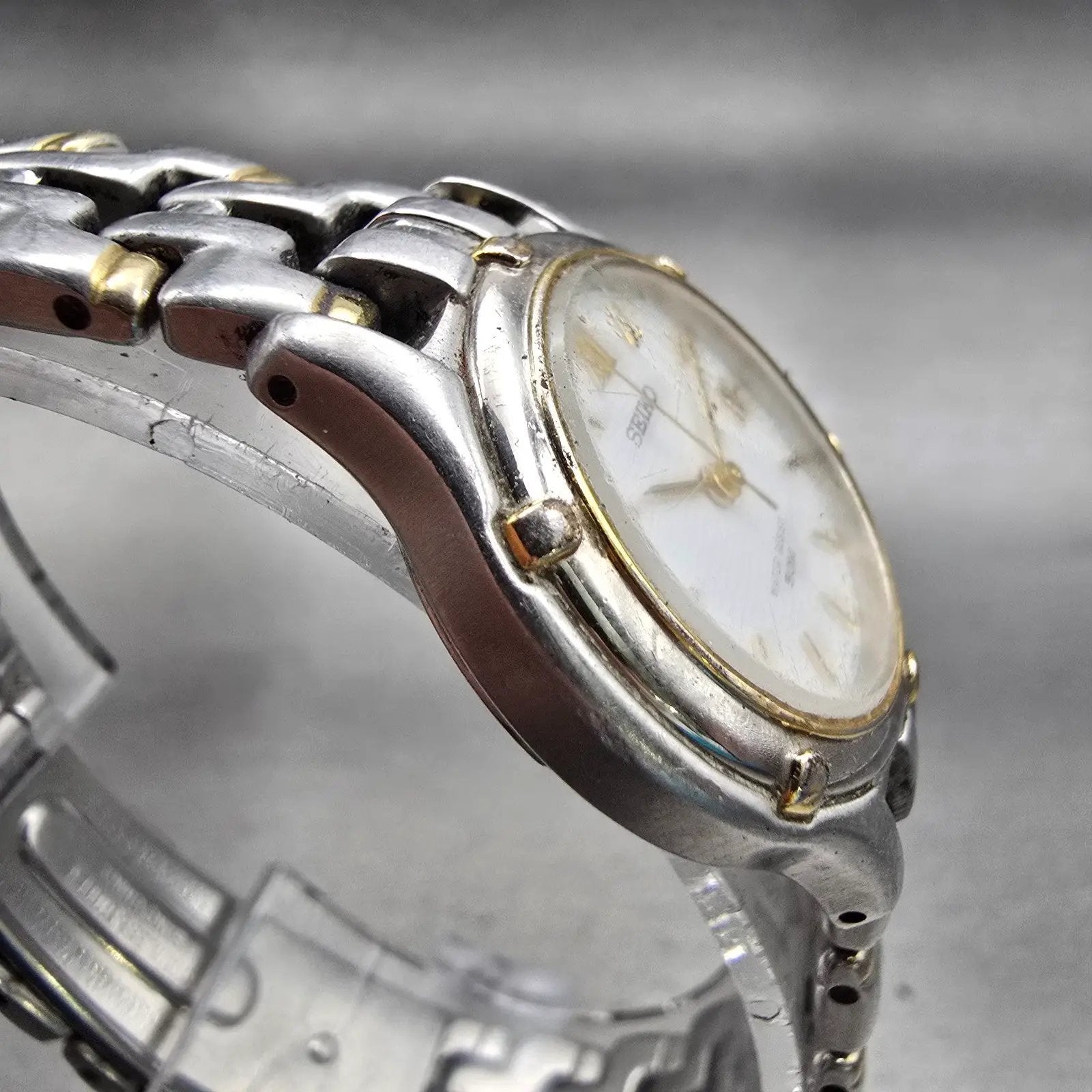 Seiko Watch Women 27mm White Dial Two Tone Date Round 7N82-0599 New Battery VTG3