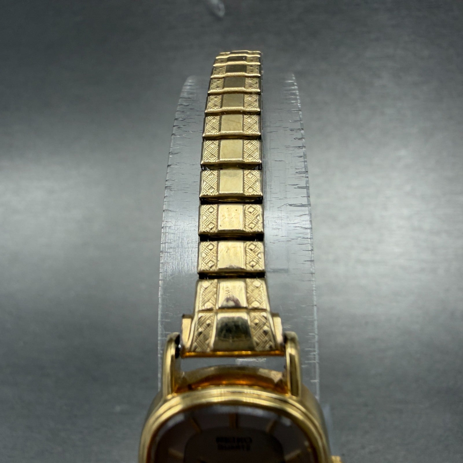 Seiko Watch Women 17mm Silver Dial Gold Tone Oval Vintage 2P21-5009 New Battery4