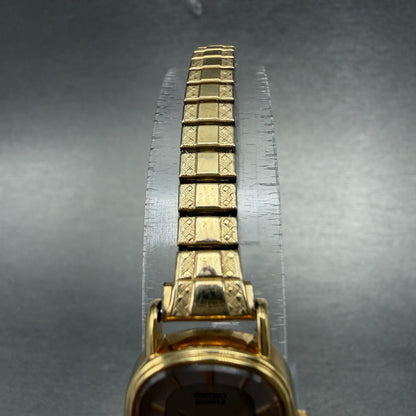 Seiko Watch Women 17mm Silver Dial Gold Tone Oval Vintage 2P21-5009 New Battery4