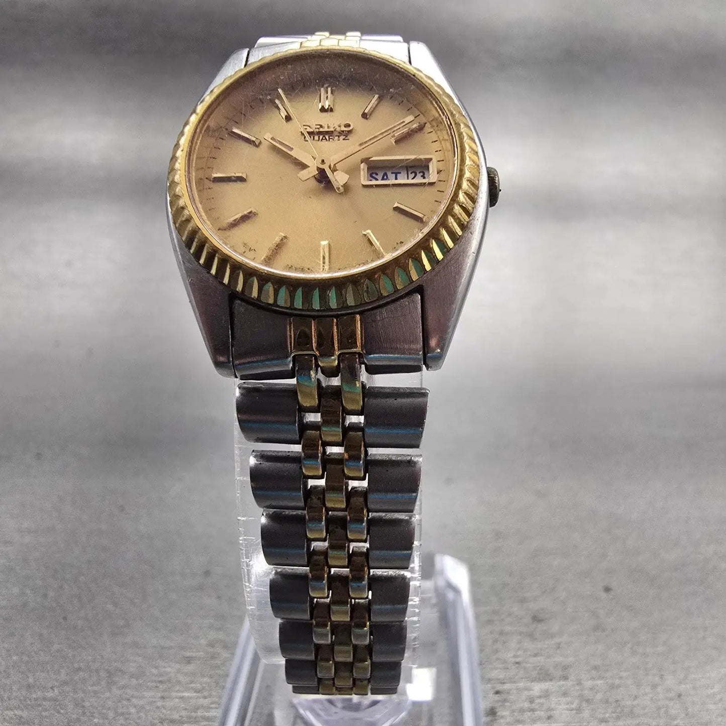 Seiko Watch Women 24mm Gold Dial Two Tone Daydate Round 7N83-0041 New Battery5