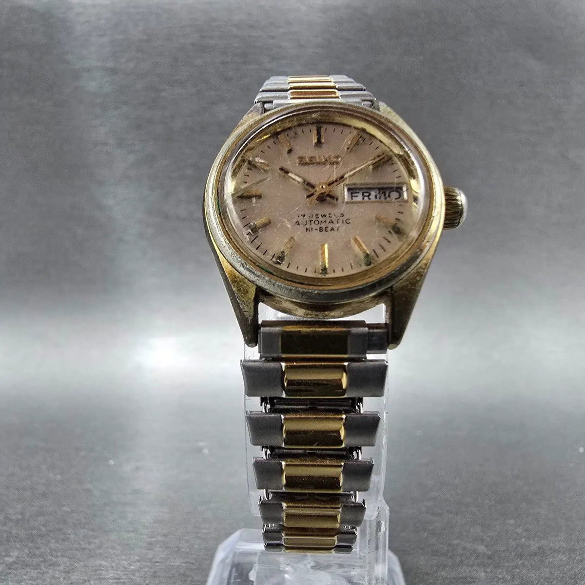 Seiko Automatic Watch Women 24mm Silver Dial Gold Tone Daydate 2906-0019 PARTS 96