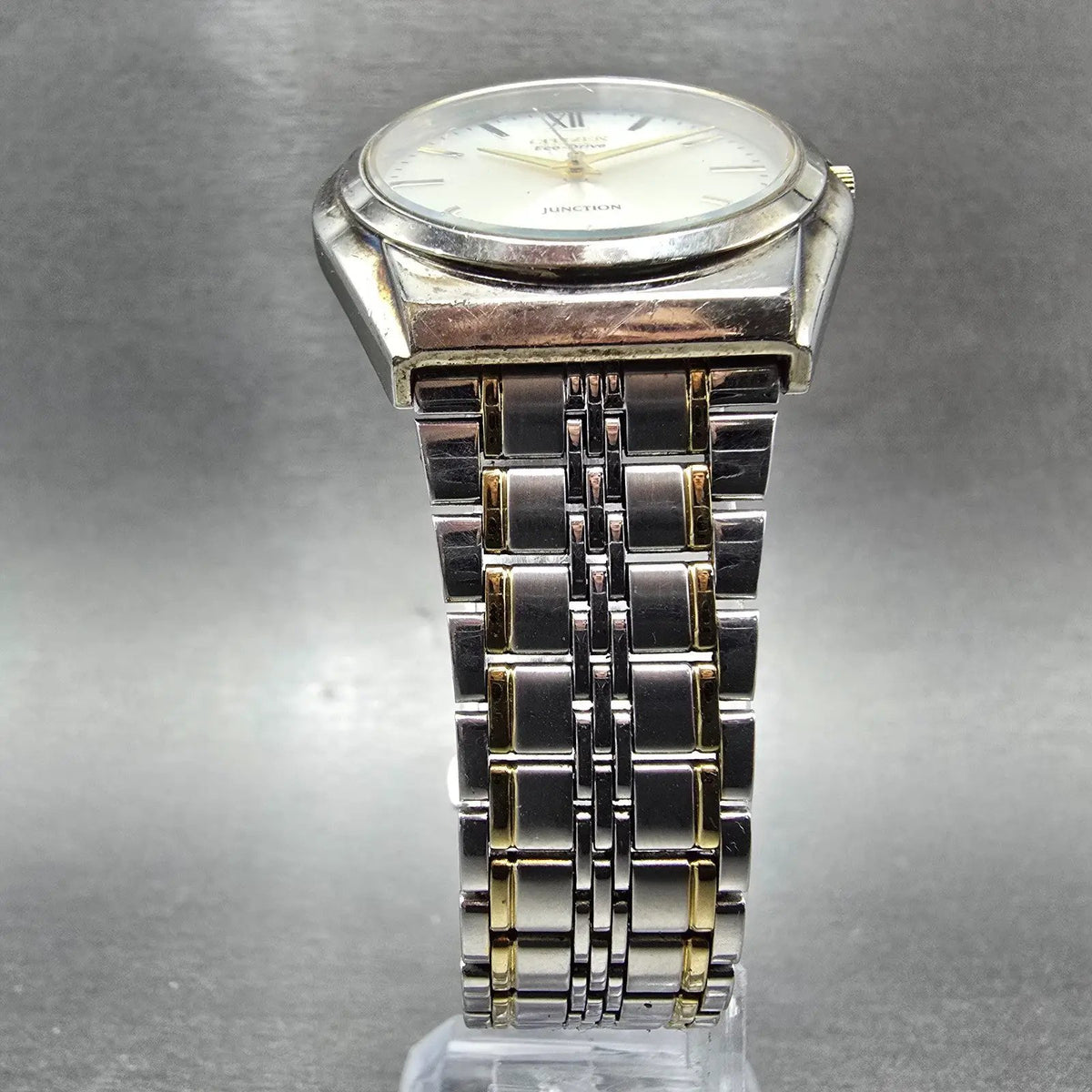 Citizen Junction Eco-Drive Watch Men 35mm Champpange Dial Two Tone Round Works P6