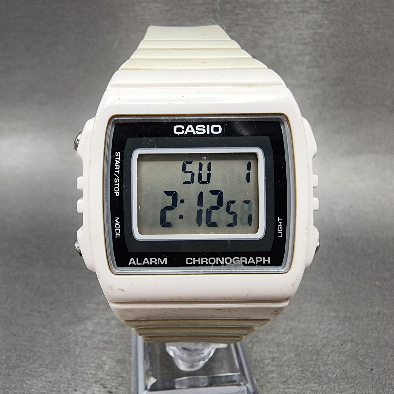 Casio W215H Watch Men 40mm Digital White Tone Alarm Chrono New Battery0